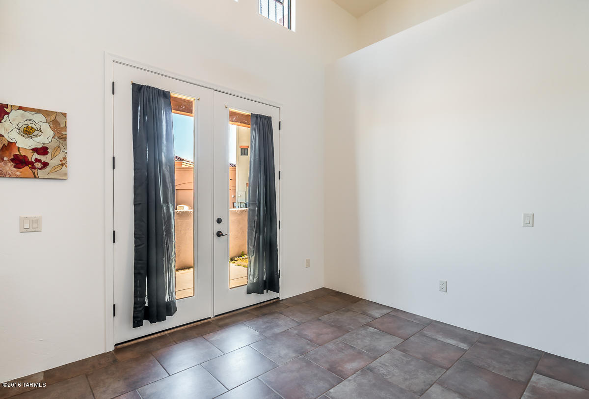 Crown Of Tucson Townhouses (1-96) - Residential