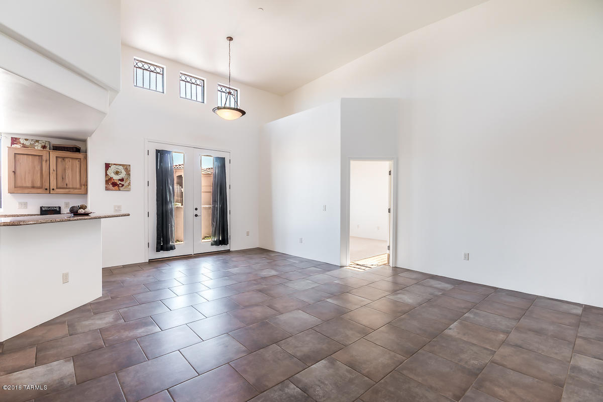 Crown Of Tucson Townhouses (1-96) - Residential