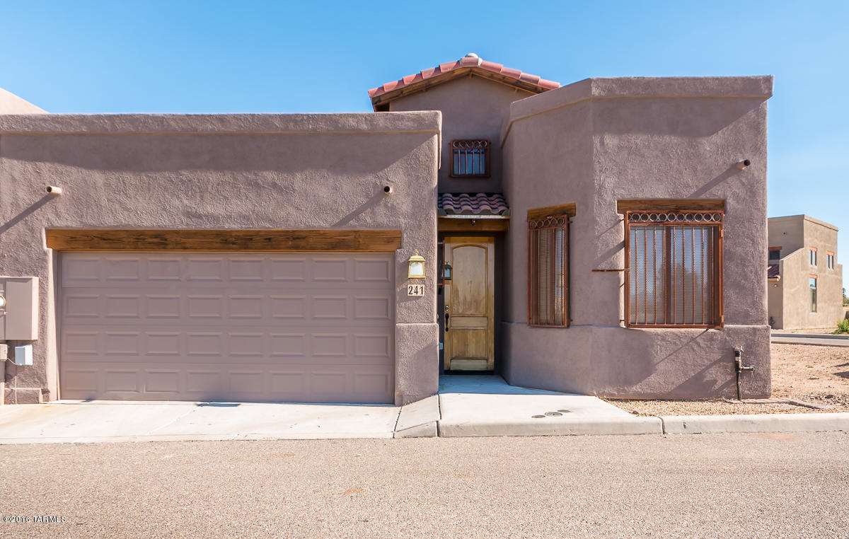 Crown Of Tucson Townhouses (1-96) - Residential