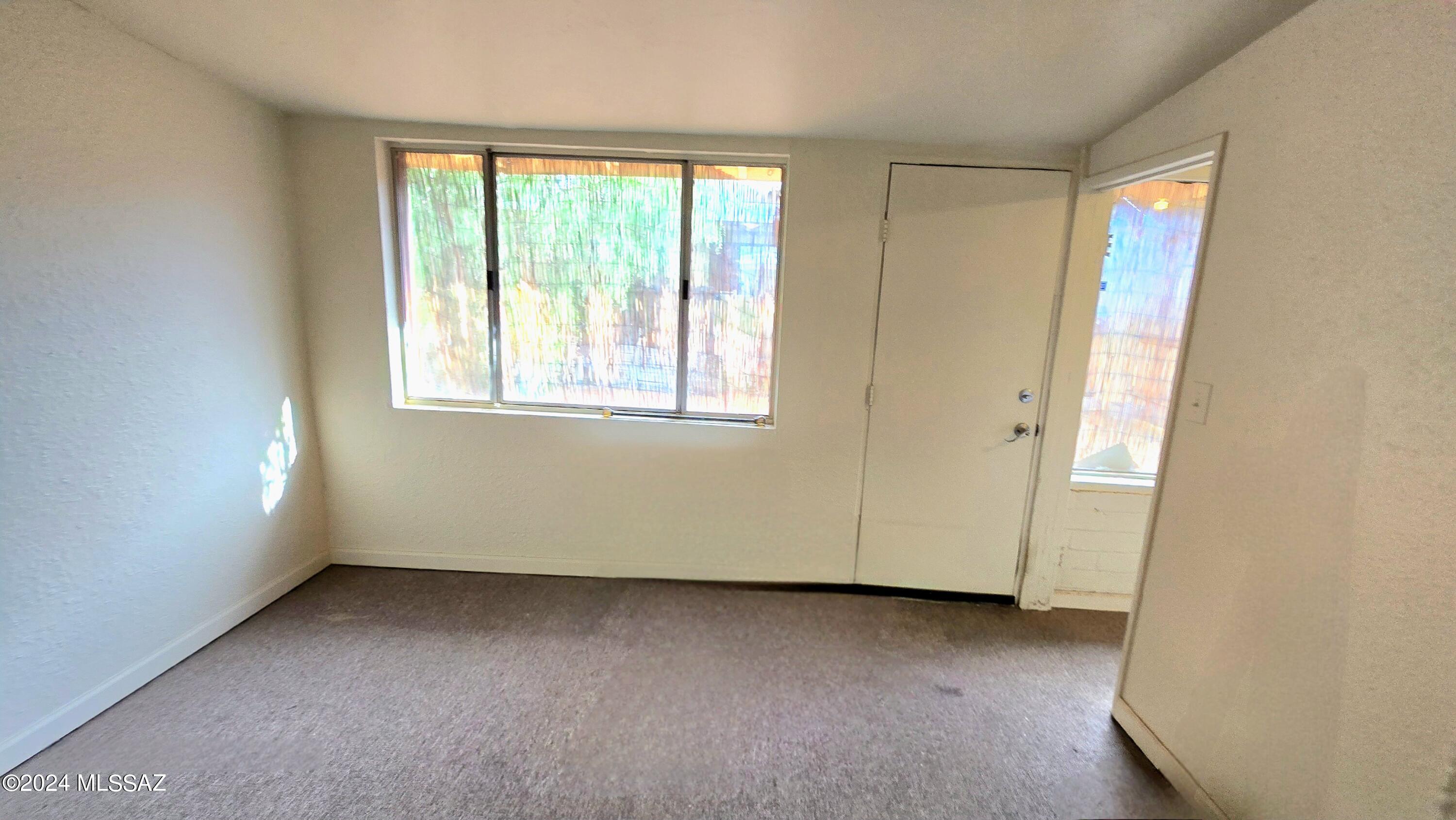 Catalina Poultry Acres NO 3 - Residential Lease