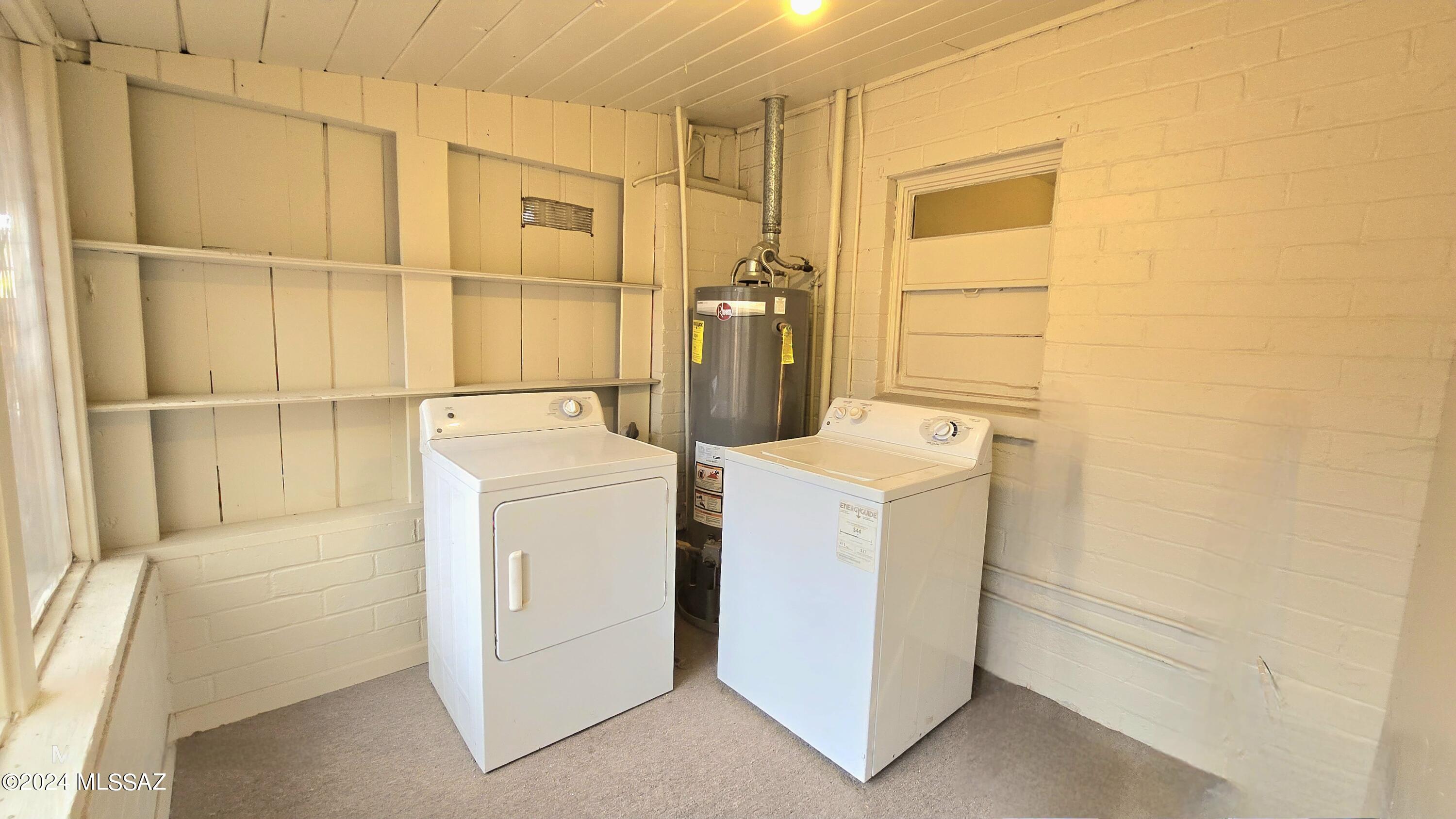 Catalina Poultry Acres NO 3 - Residential Lease