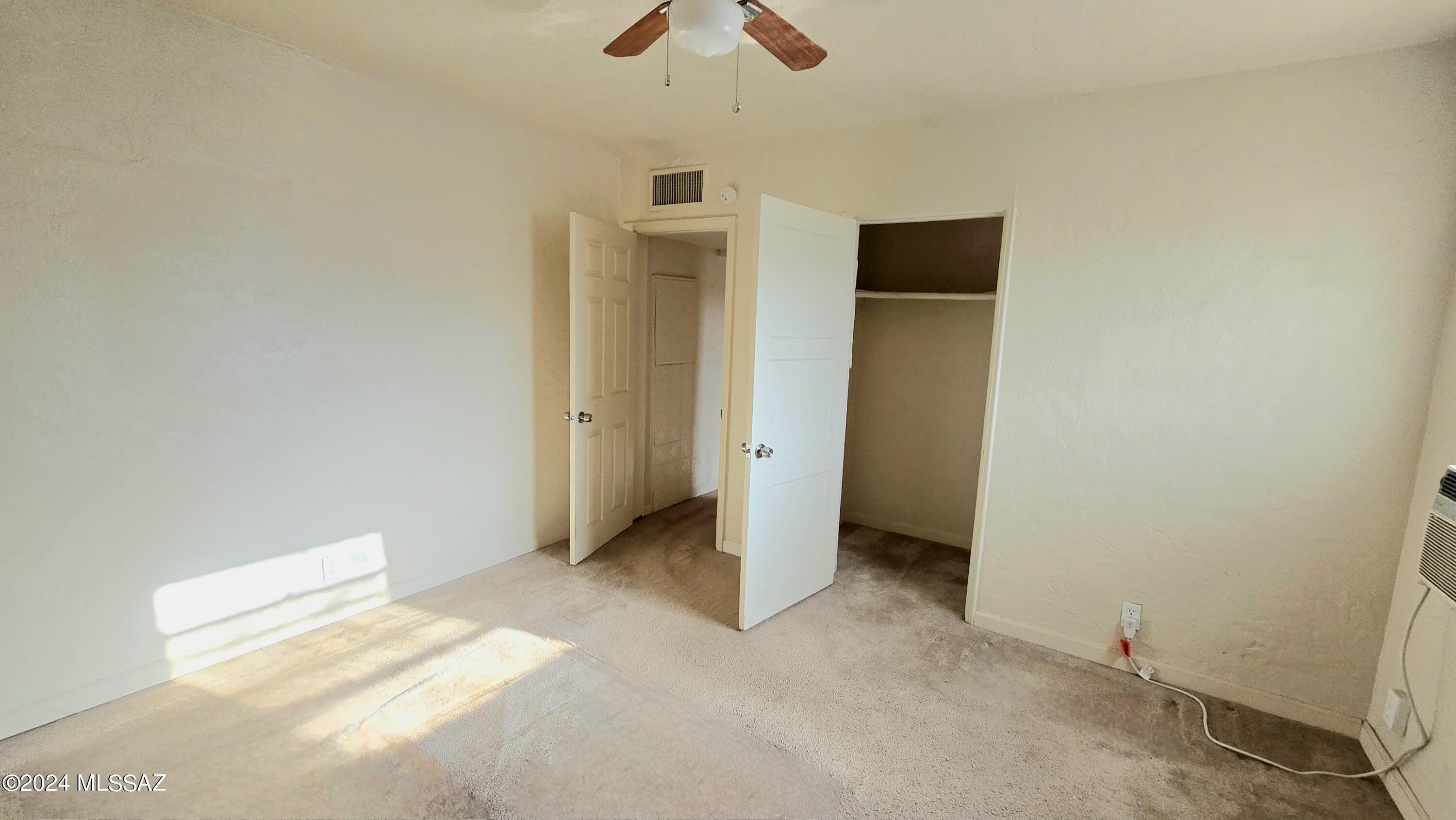 Catalina Poultry Acres NO 3 - Residential Lease
