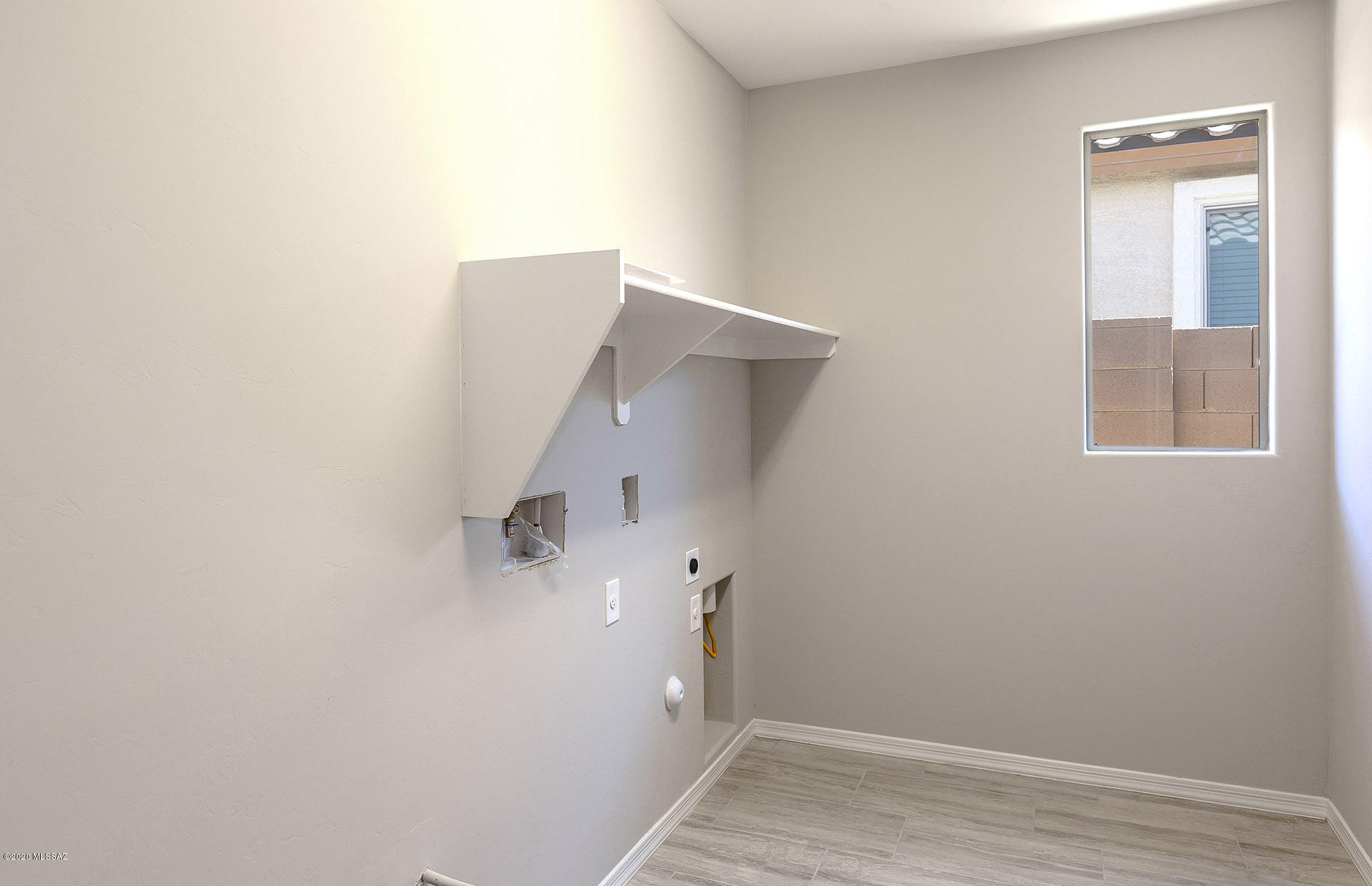 Camino De Oeste SQ20171600112 - Residential