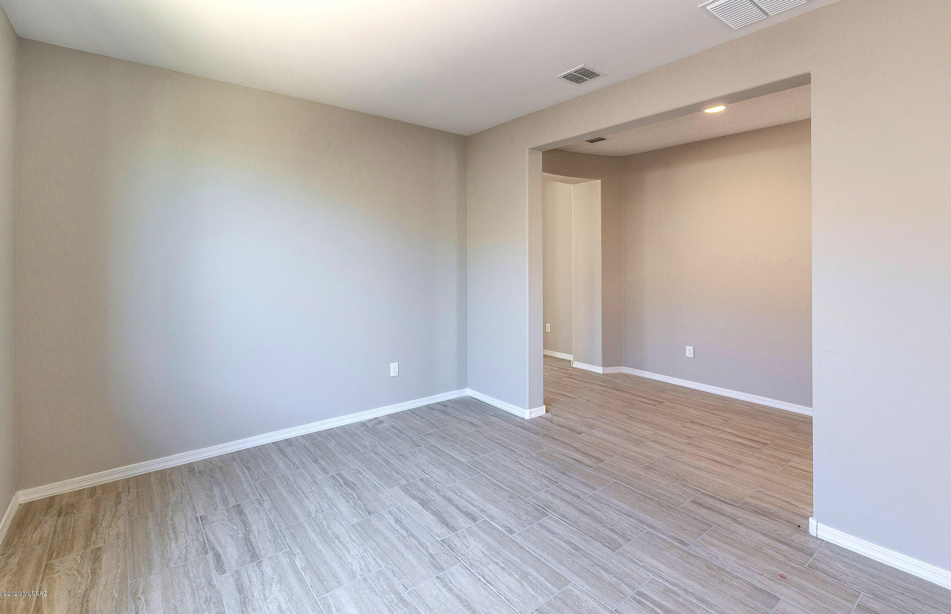 Camino De Oeste SQ20171600112 - Residential