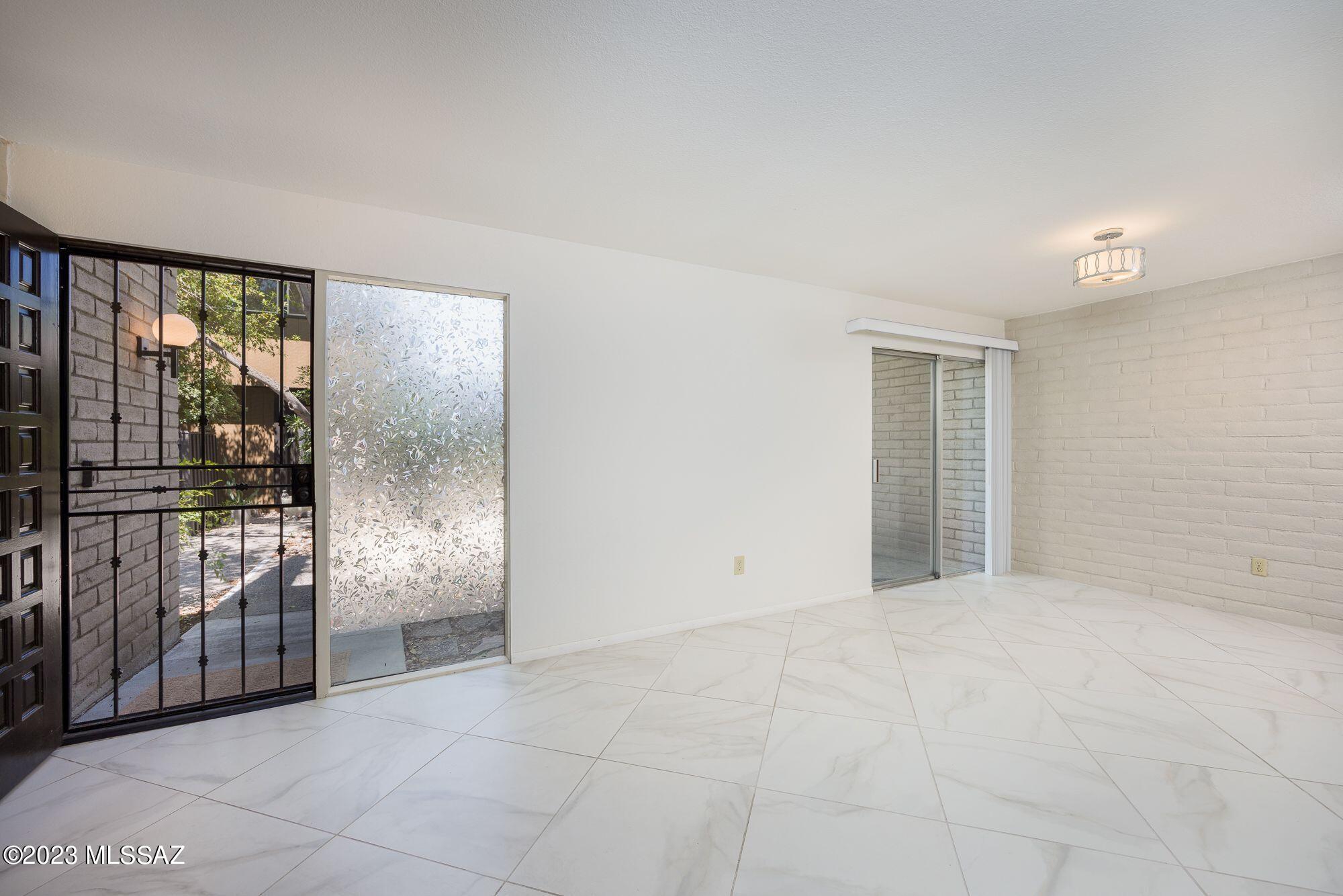 Orchard River (1-138) - Residential Lease