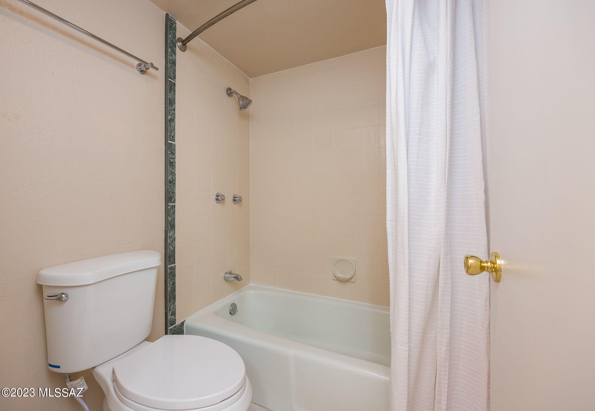 Orchard River (1-138) - Residential Lease