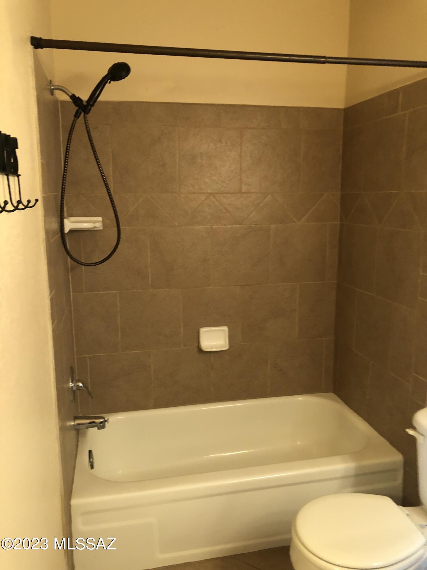 Winterhaven East Condos. - Residential Lease