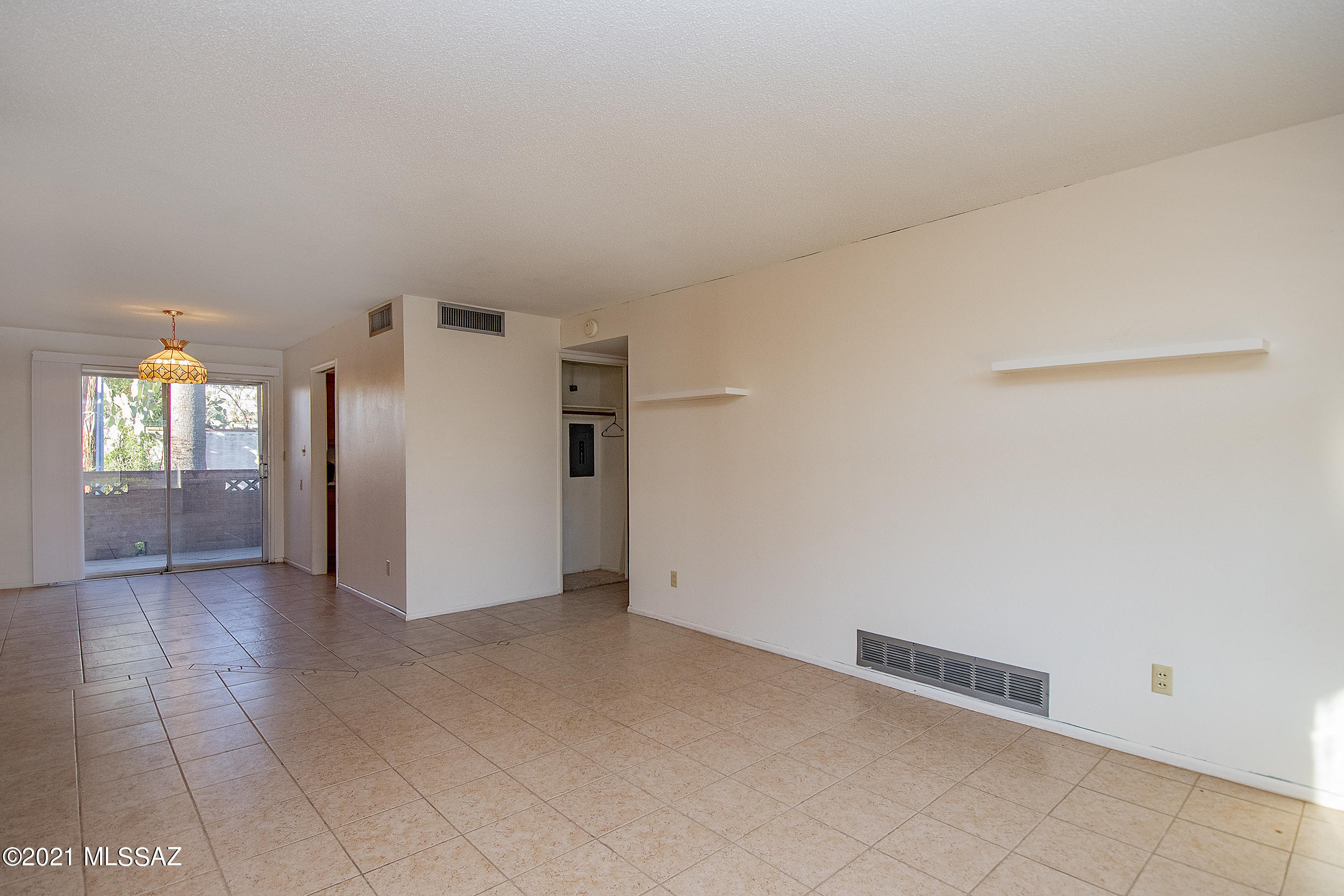 Villa Encanta Condo - Residential