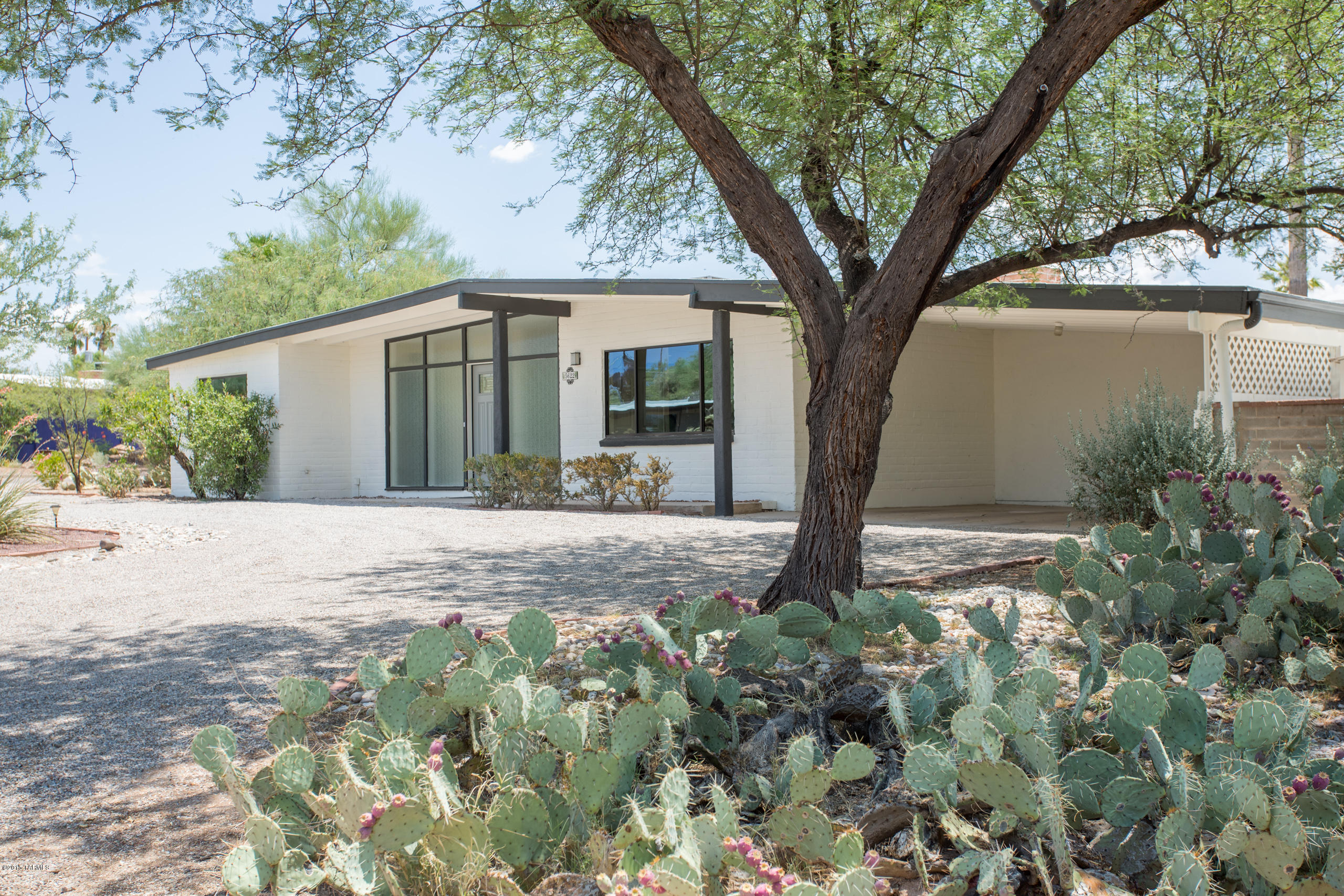 Wilshire Heights - Residential