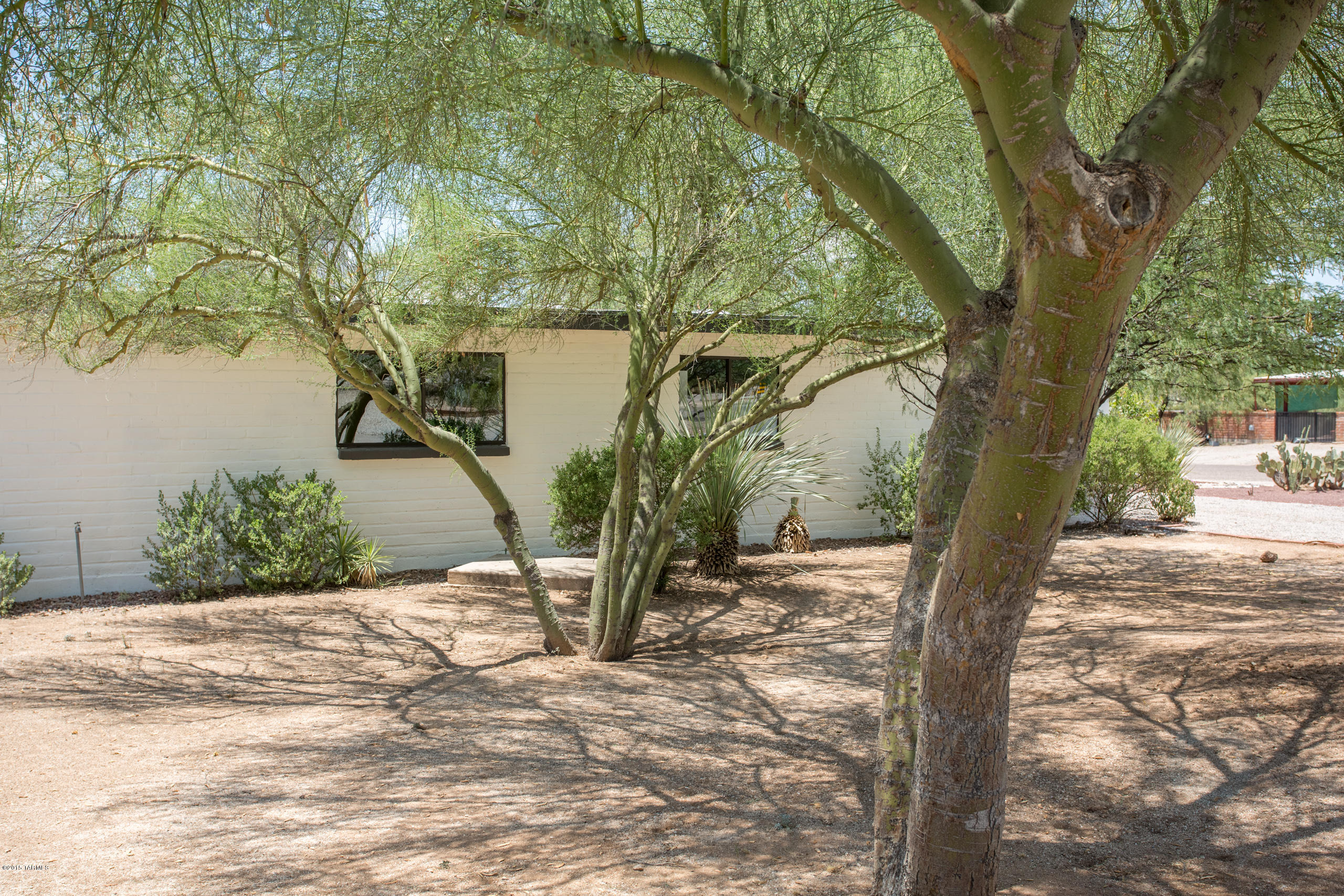Wilshire Heights - Residential