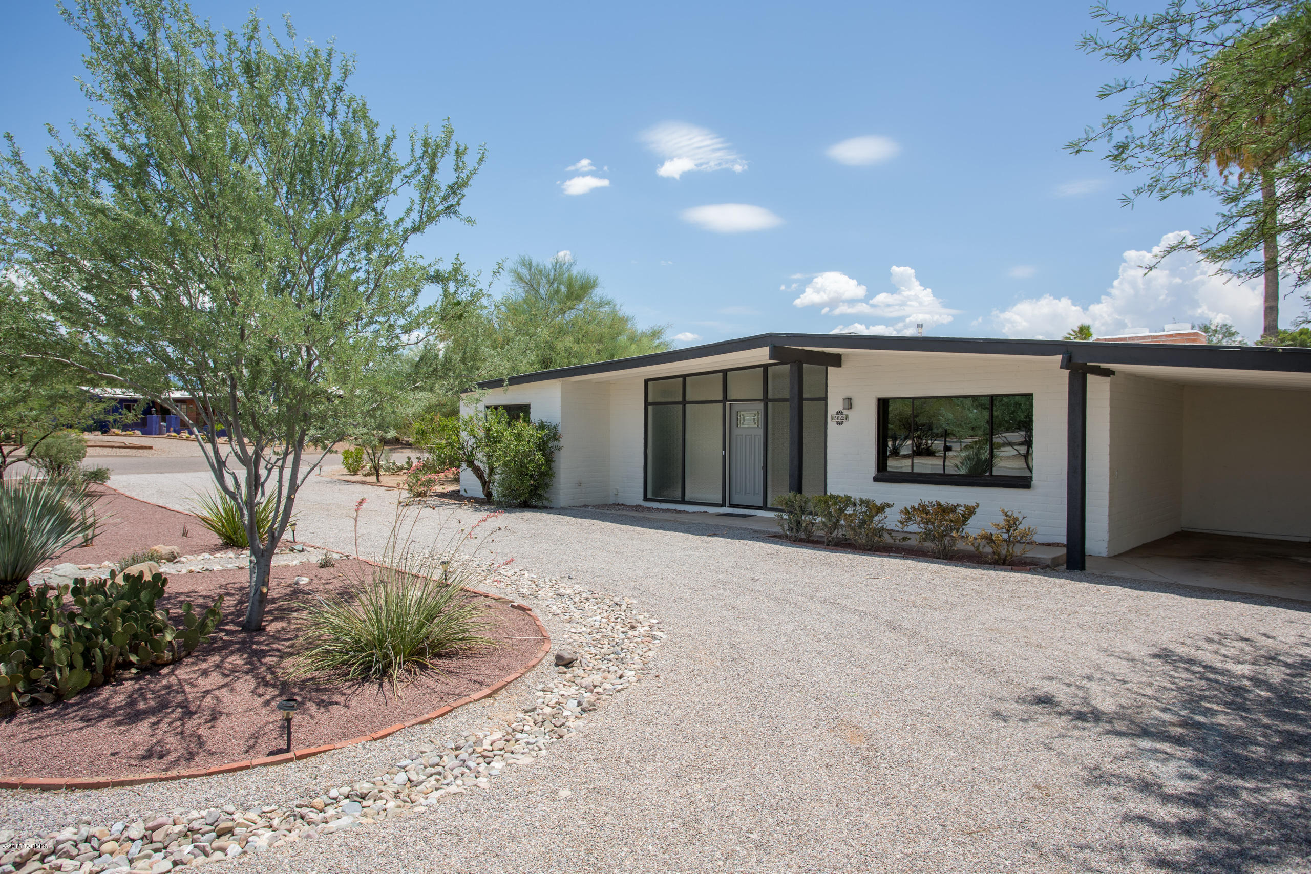 Wilshire Heights - Residential