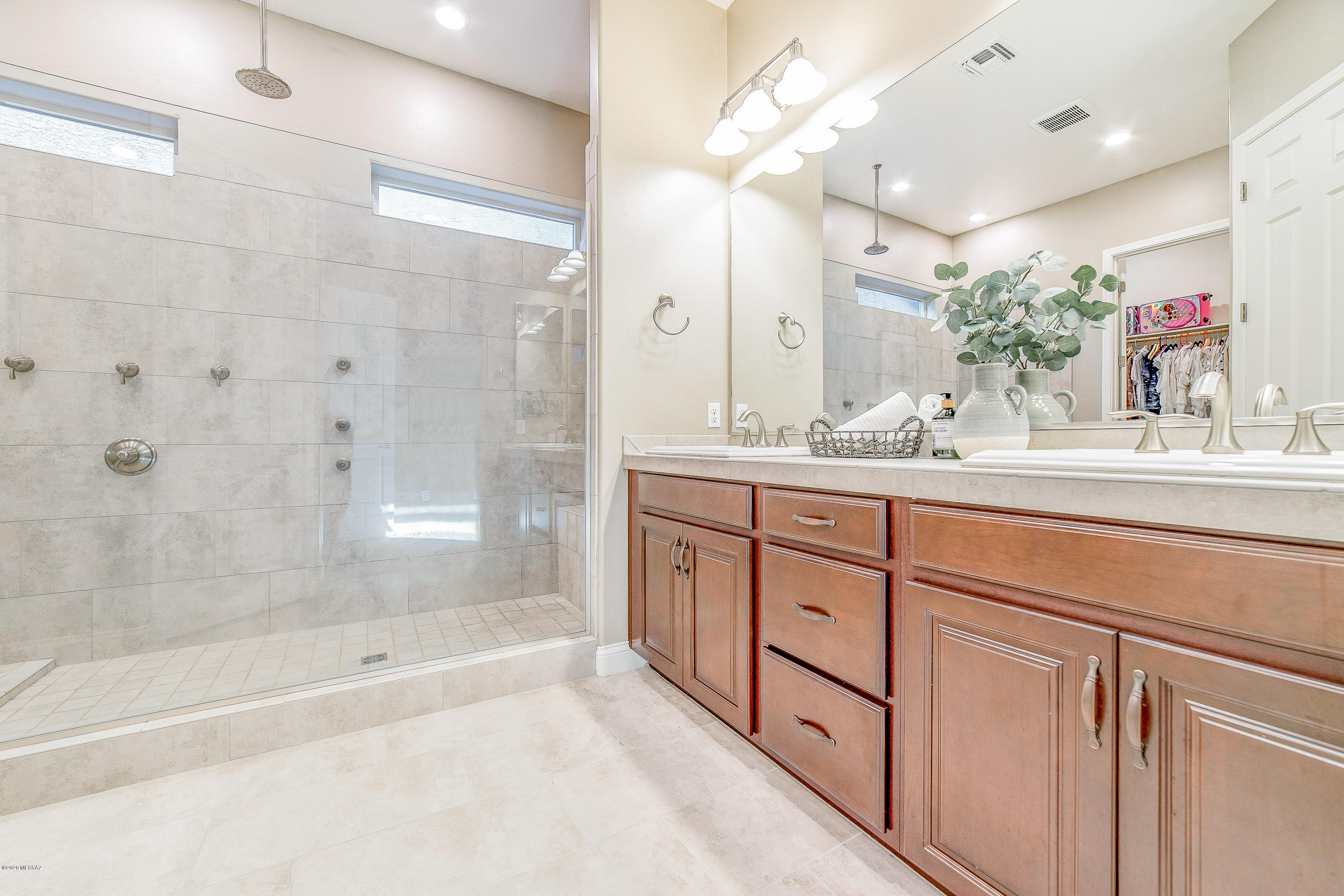 Eagles Rest SQ20152890001 - Residential