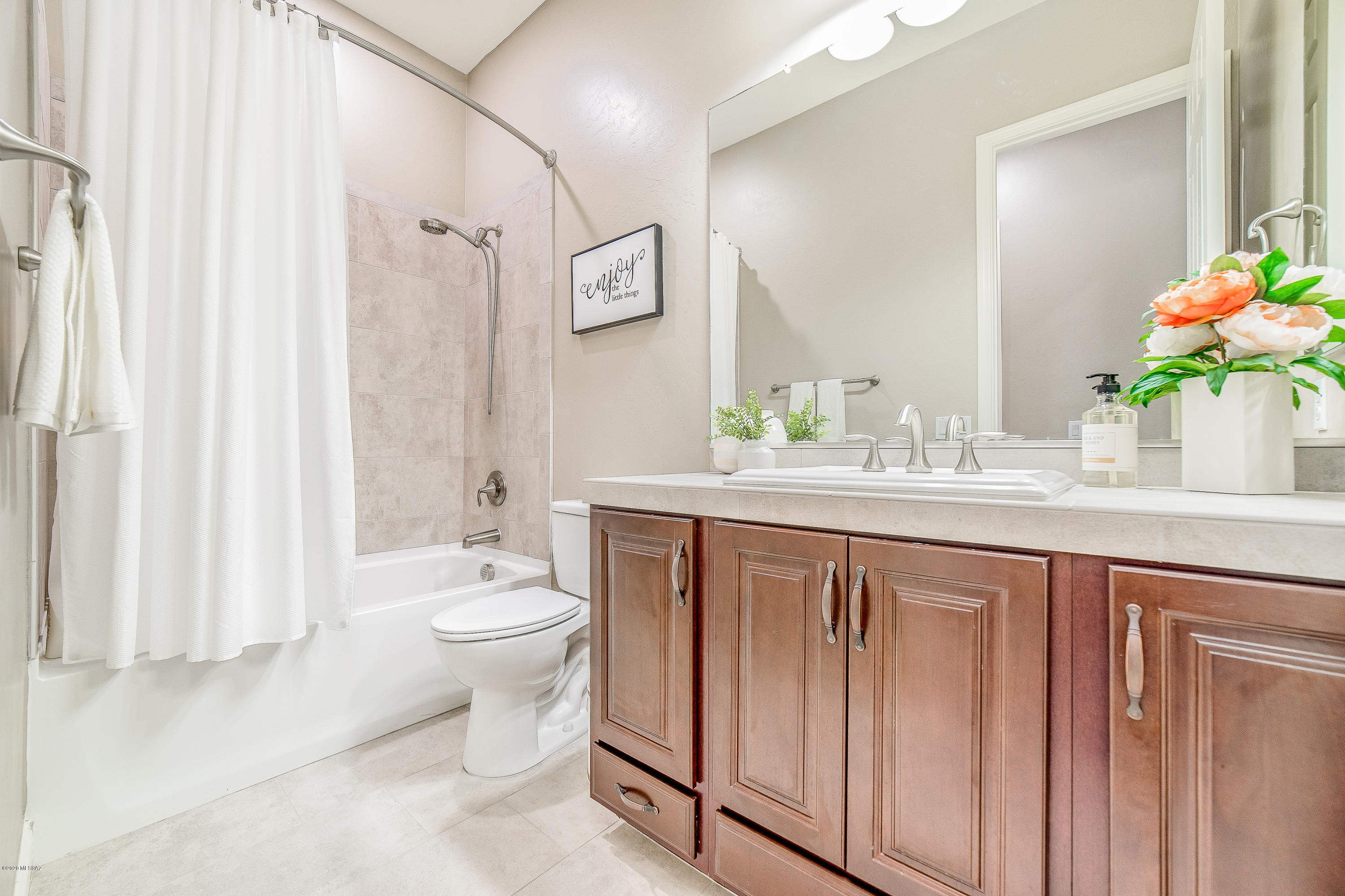 Eagles Rest SQ20152890001 - Residential