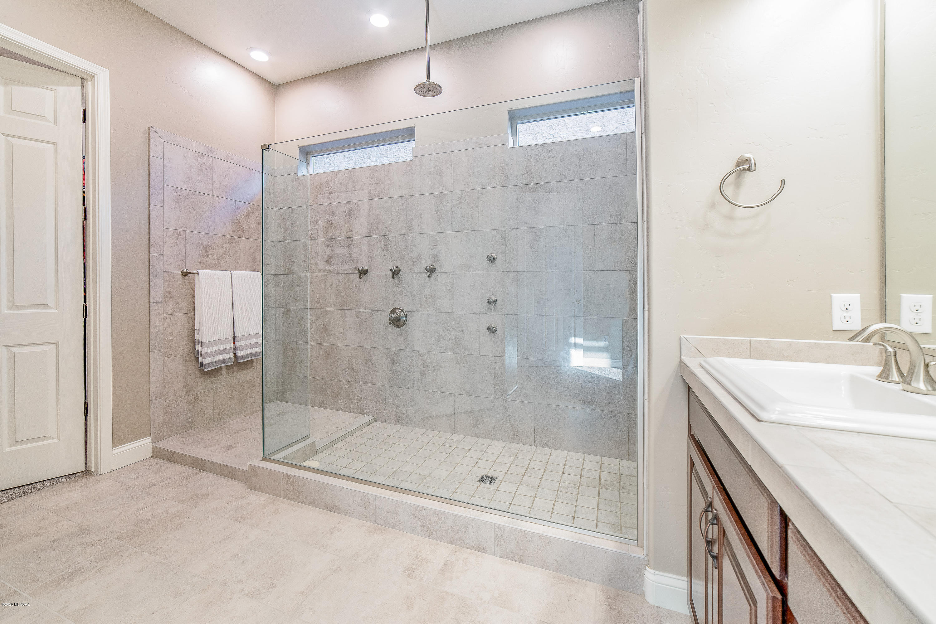 Eagles Rest SQ20152890001 - Residential