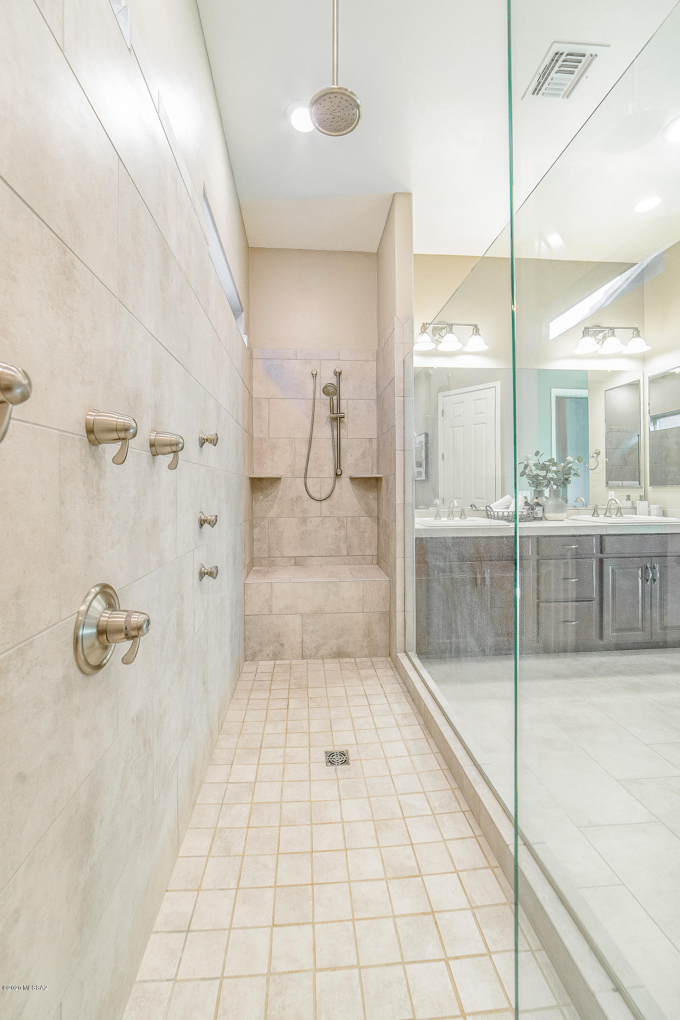 Eagles Rest SQ20152890001 - Residential