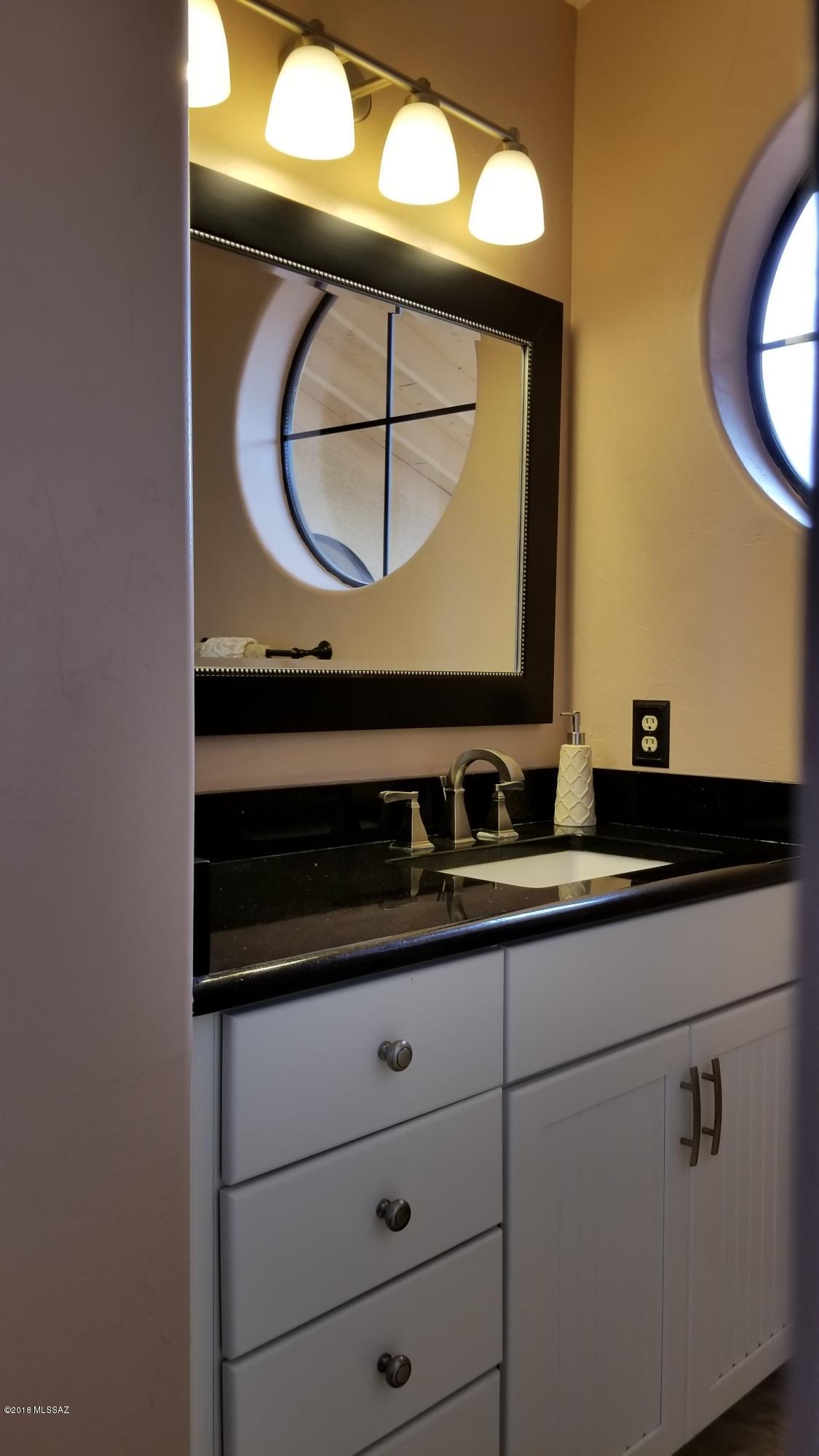 Shadow Hills (1-483) - Residential Lease