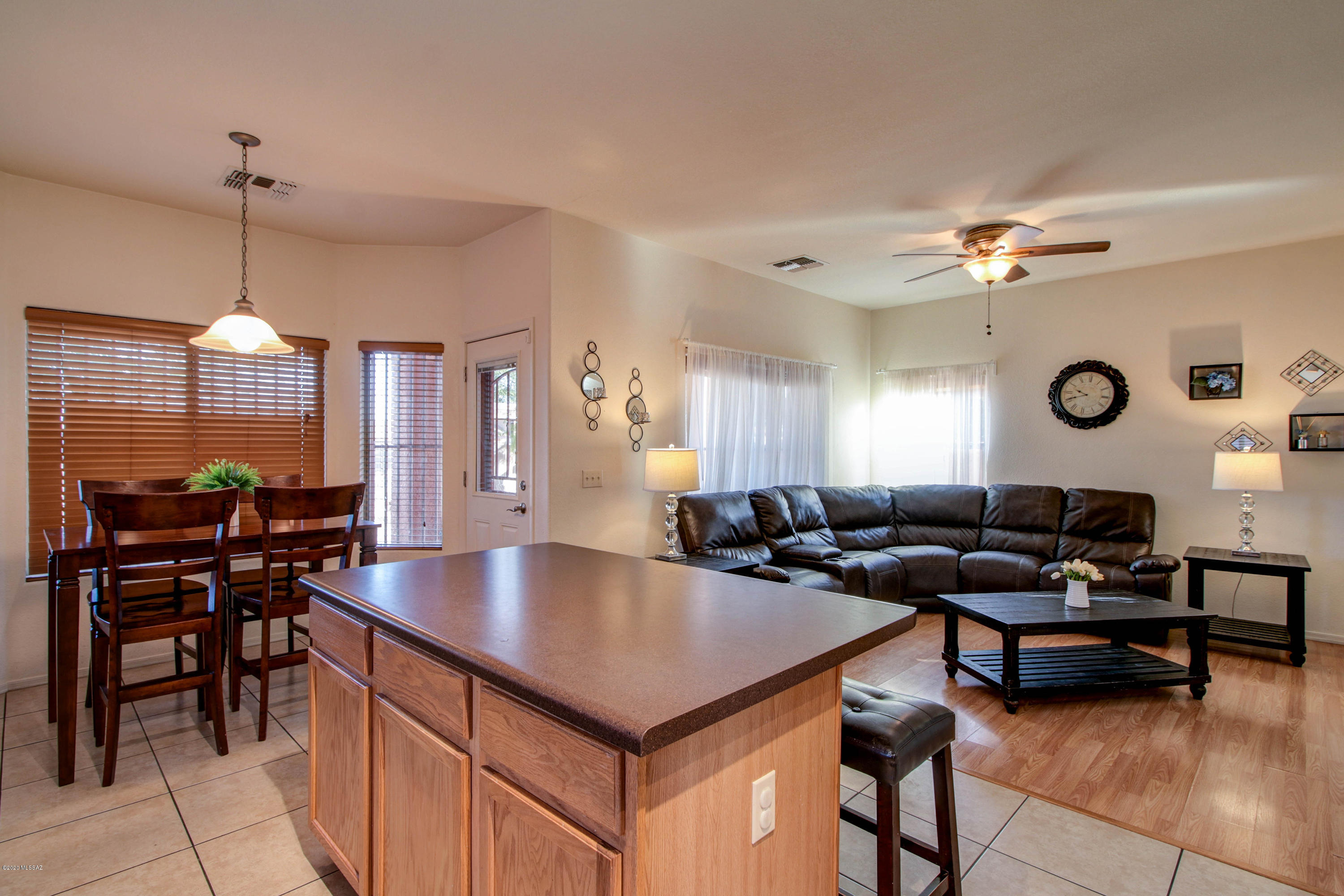 Tres Pueblos - Residential