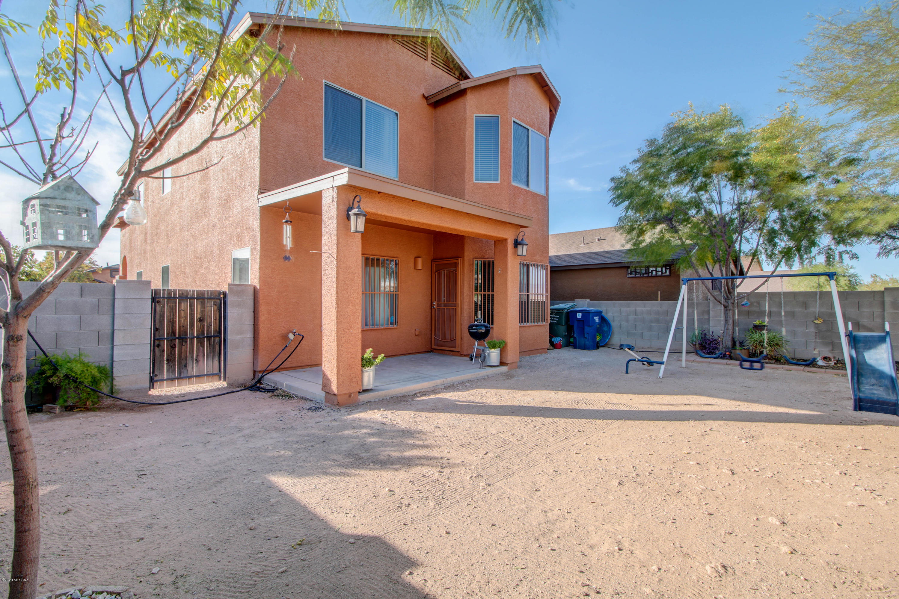 Tres Pueblos - Residential