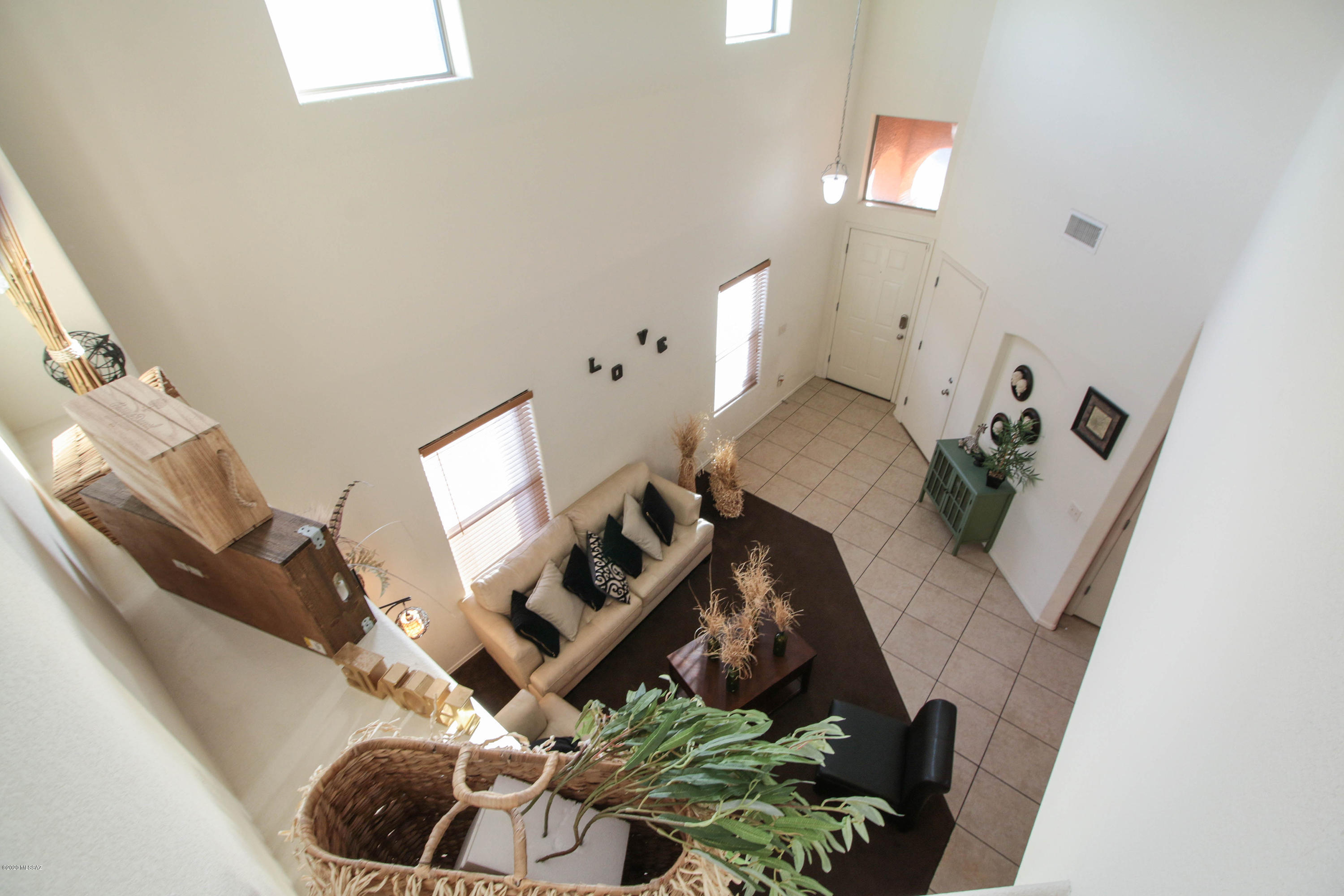 Tres Pueblos - Residential