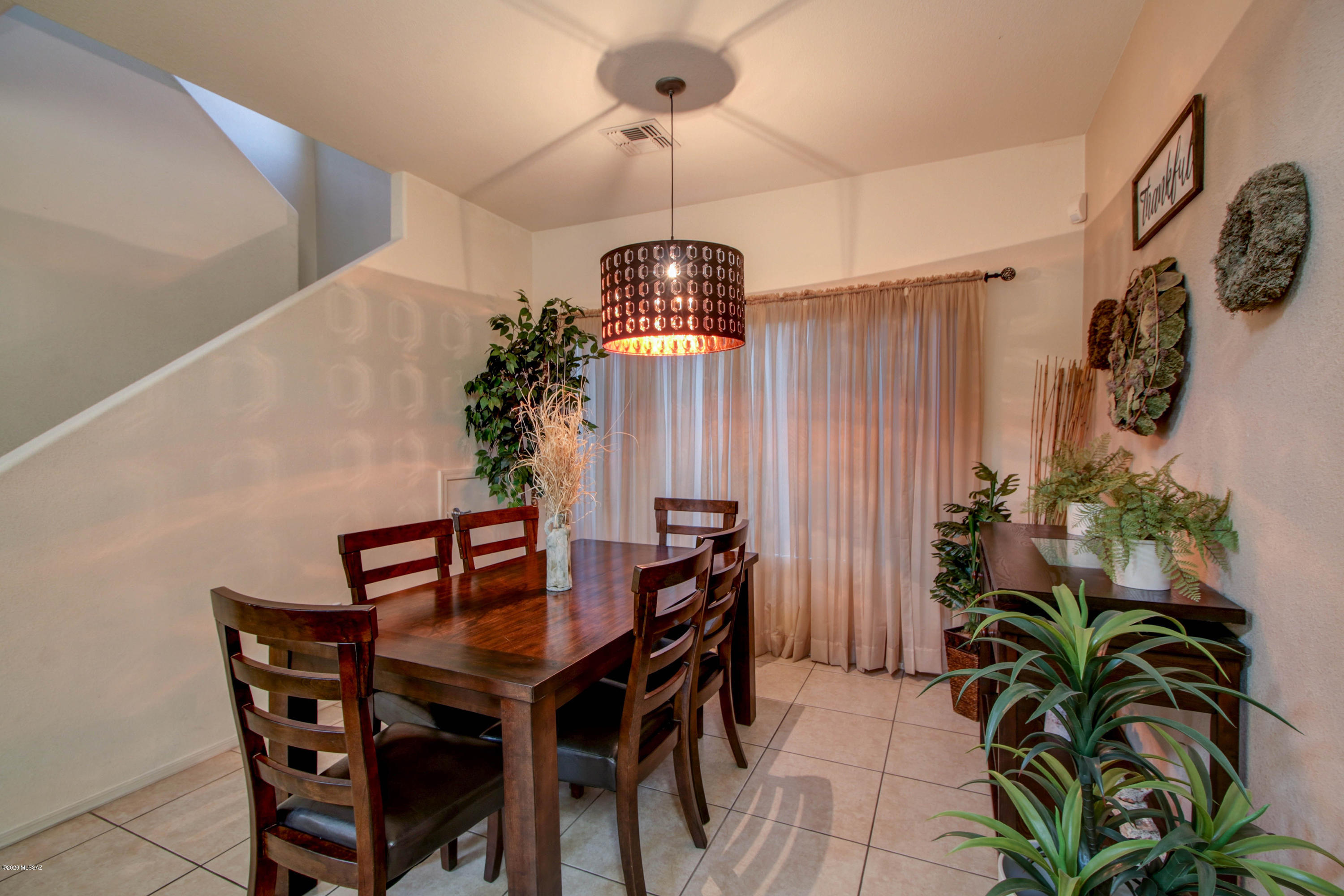 Tres Pueblos - Residential