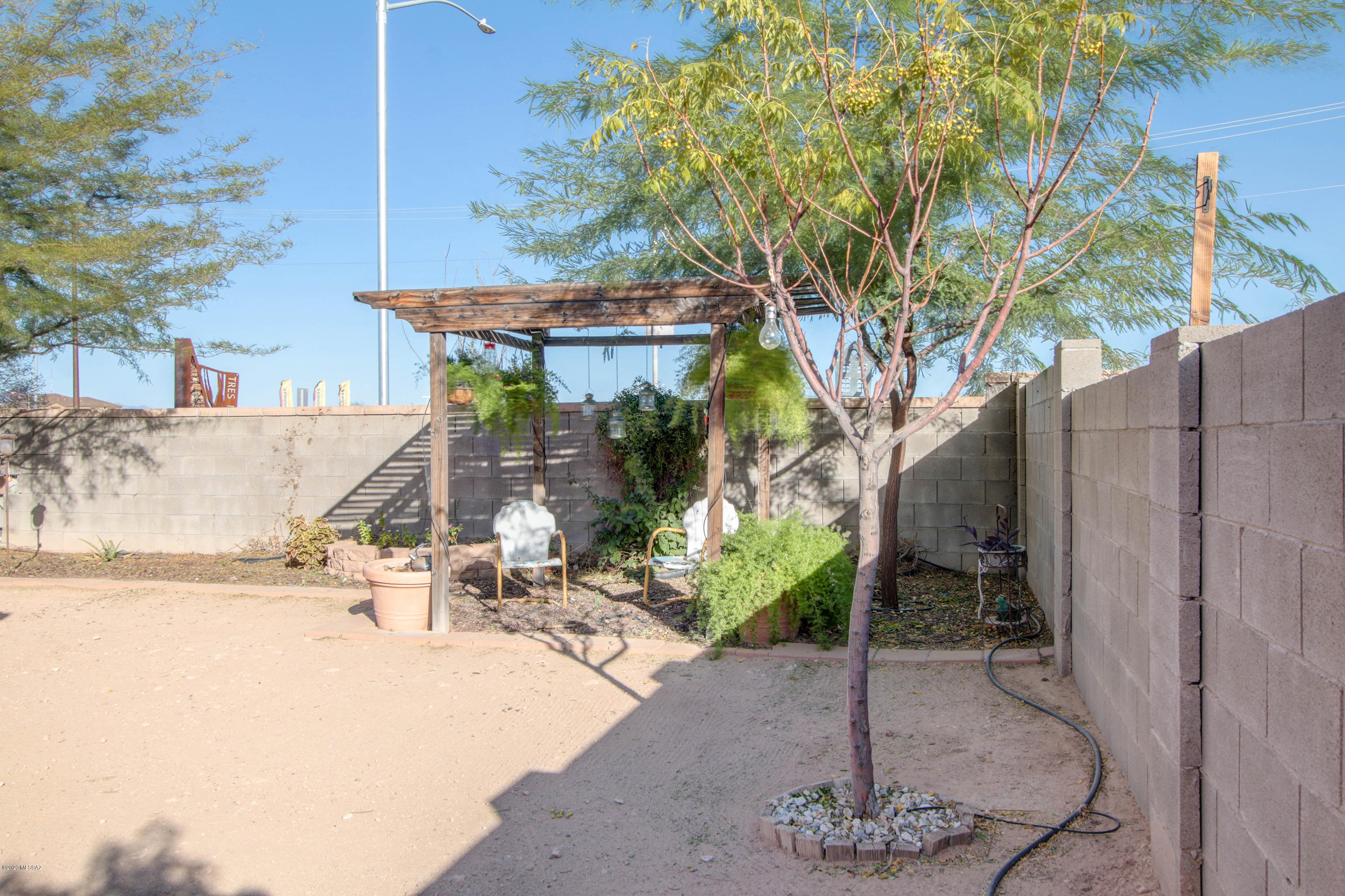 Tres Pueblos - Residential