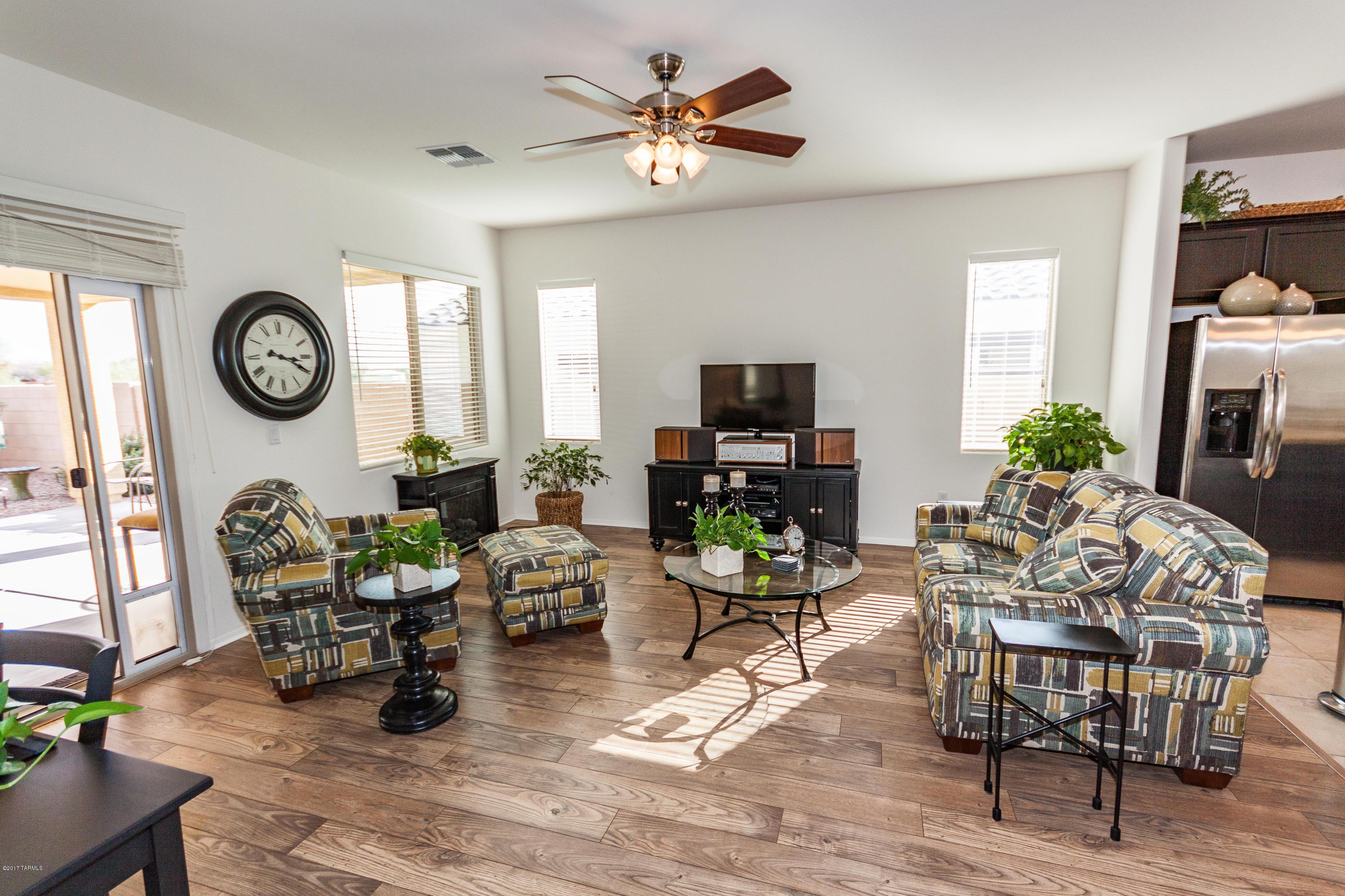 Oasis Hills - Residential