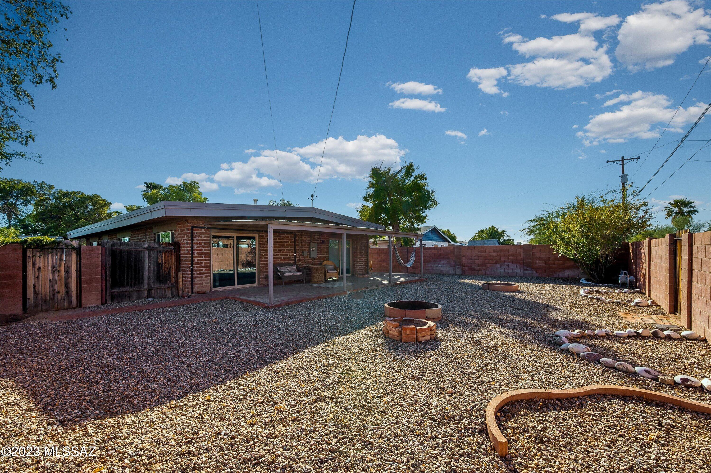 Loralyn - Residential