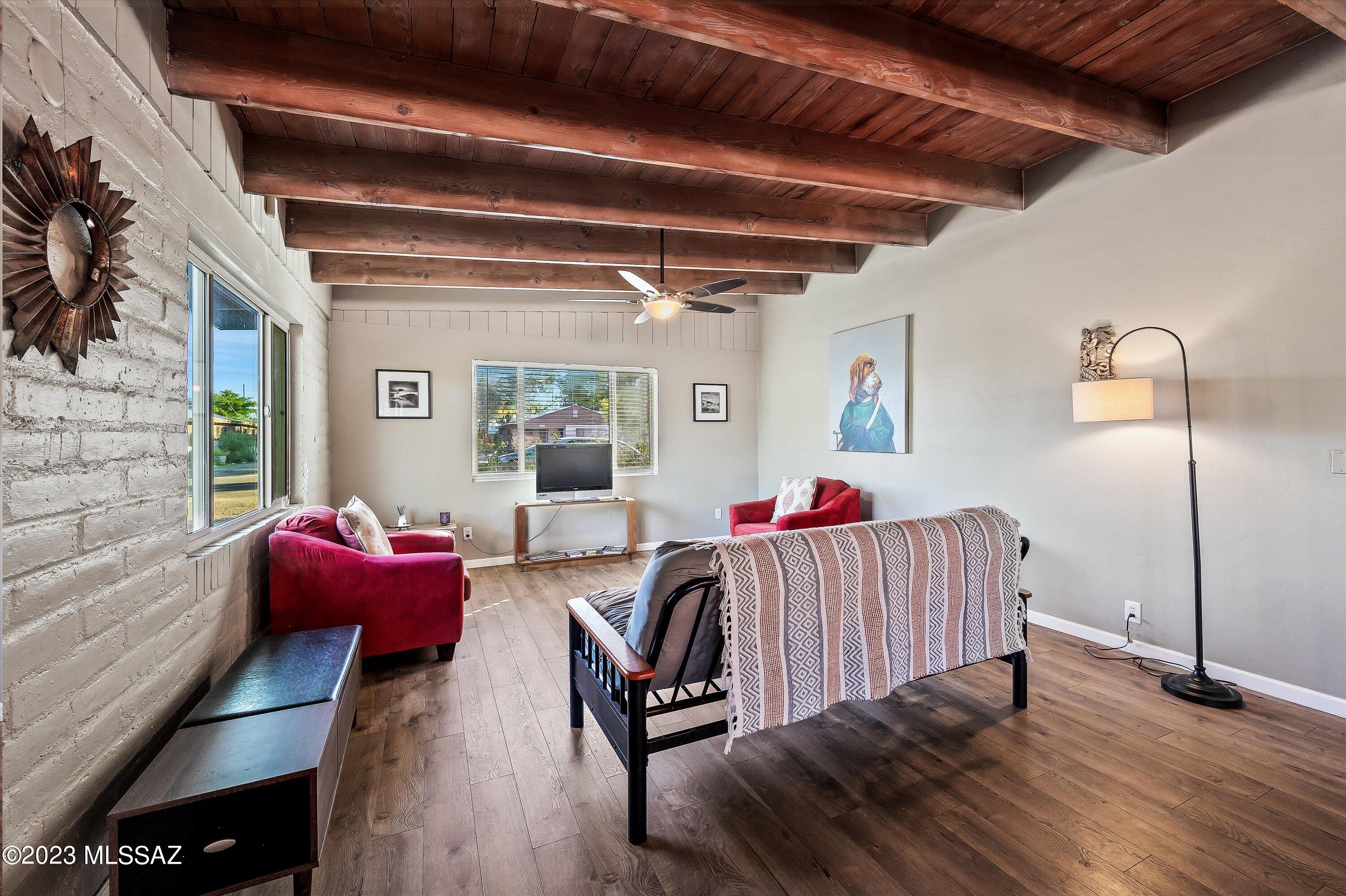 Loralyn - Residential