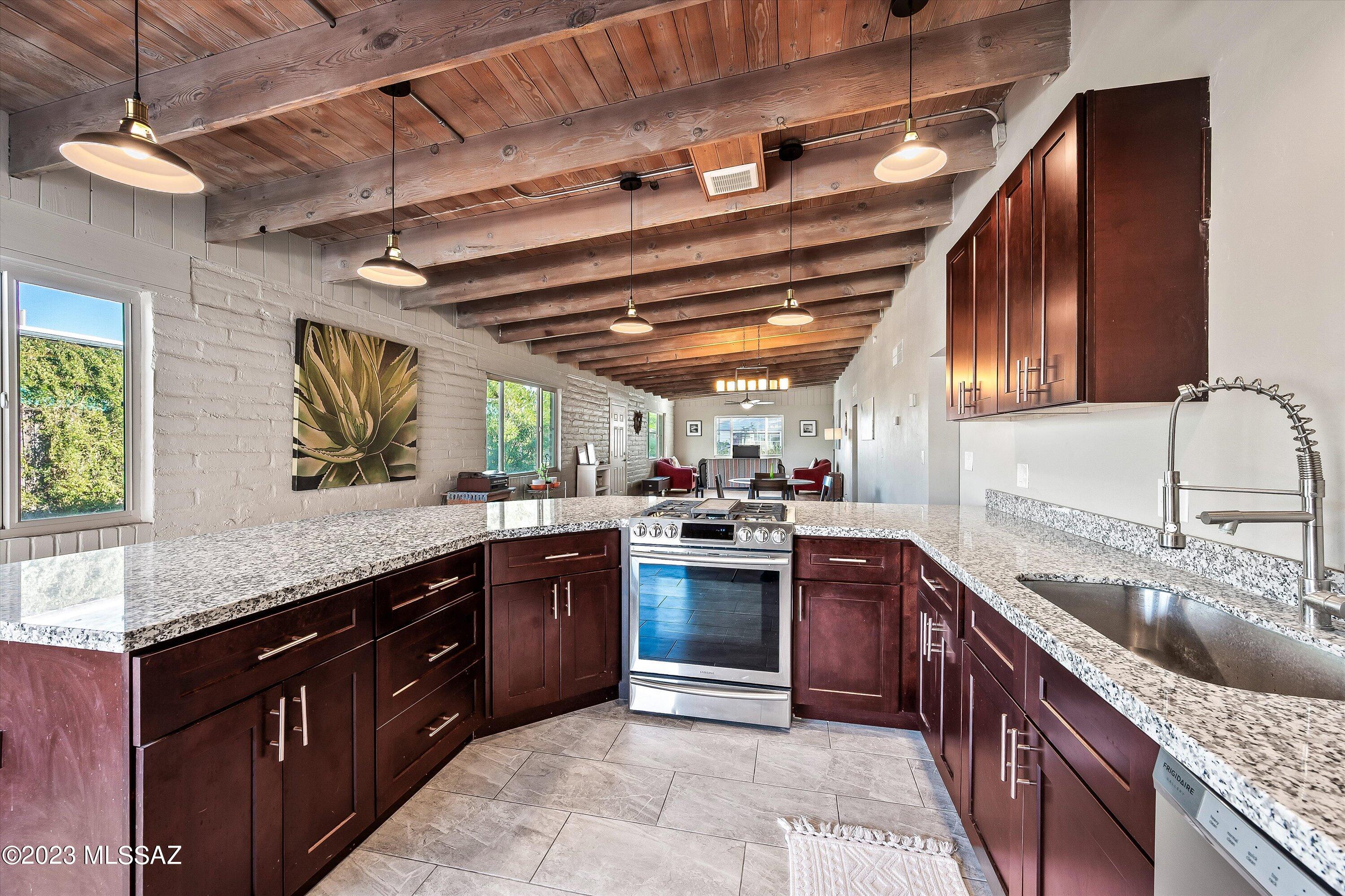 Loralyn - Residential