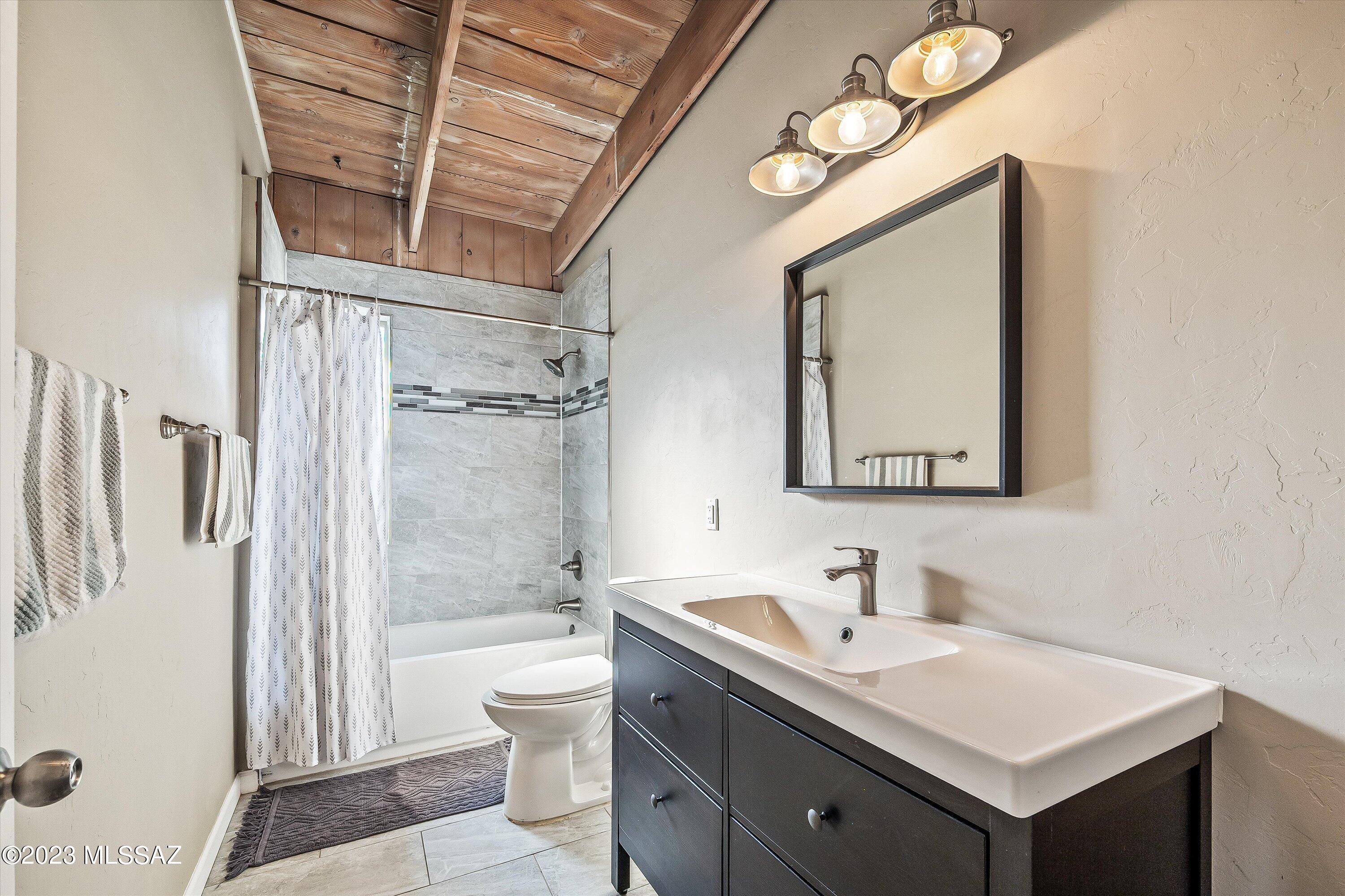 Loralyn - Residential