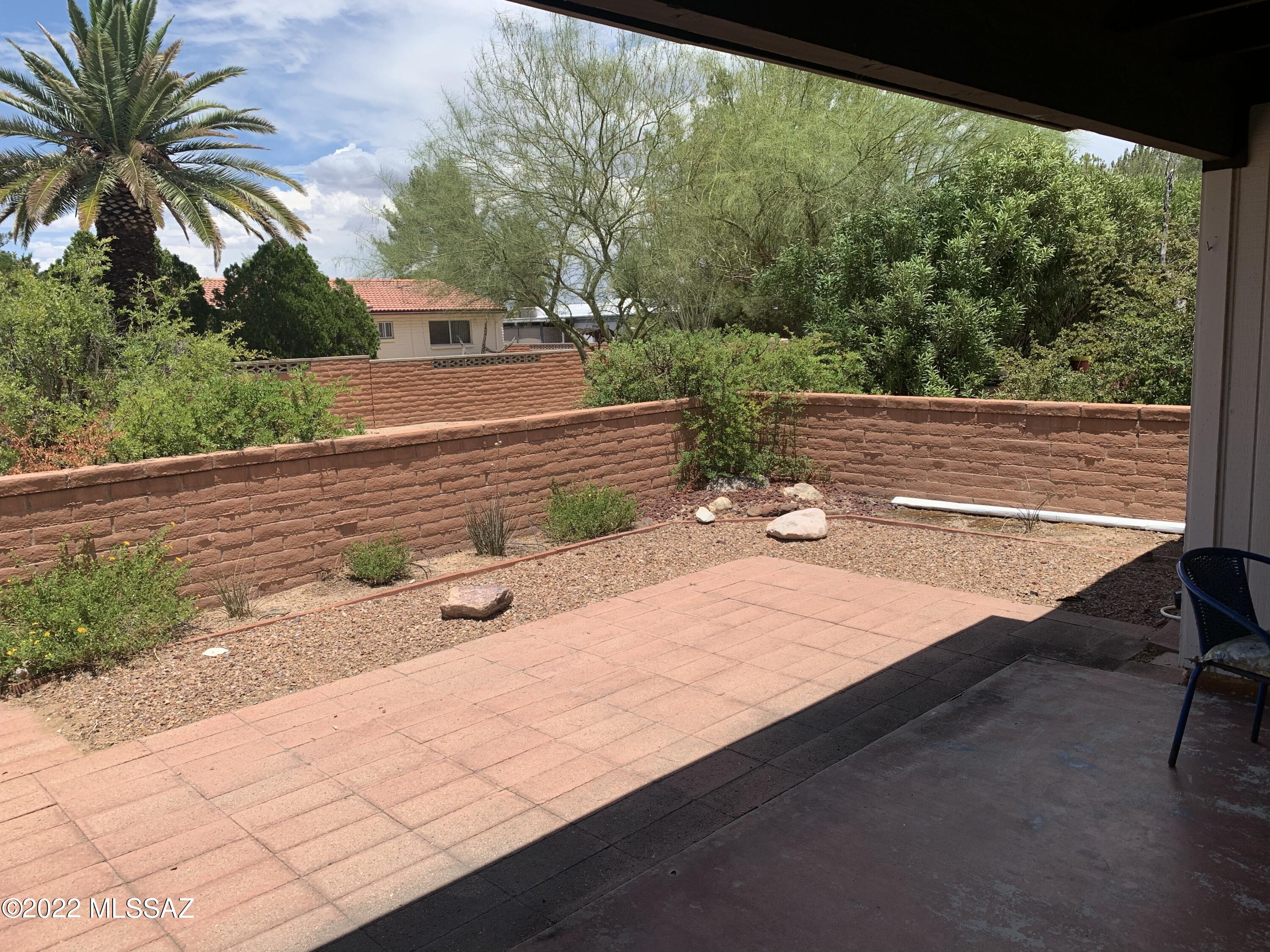 Green Valley Desert Meadows Townhouses (82-197) - Residential