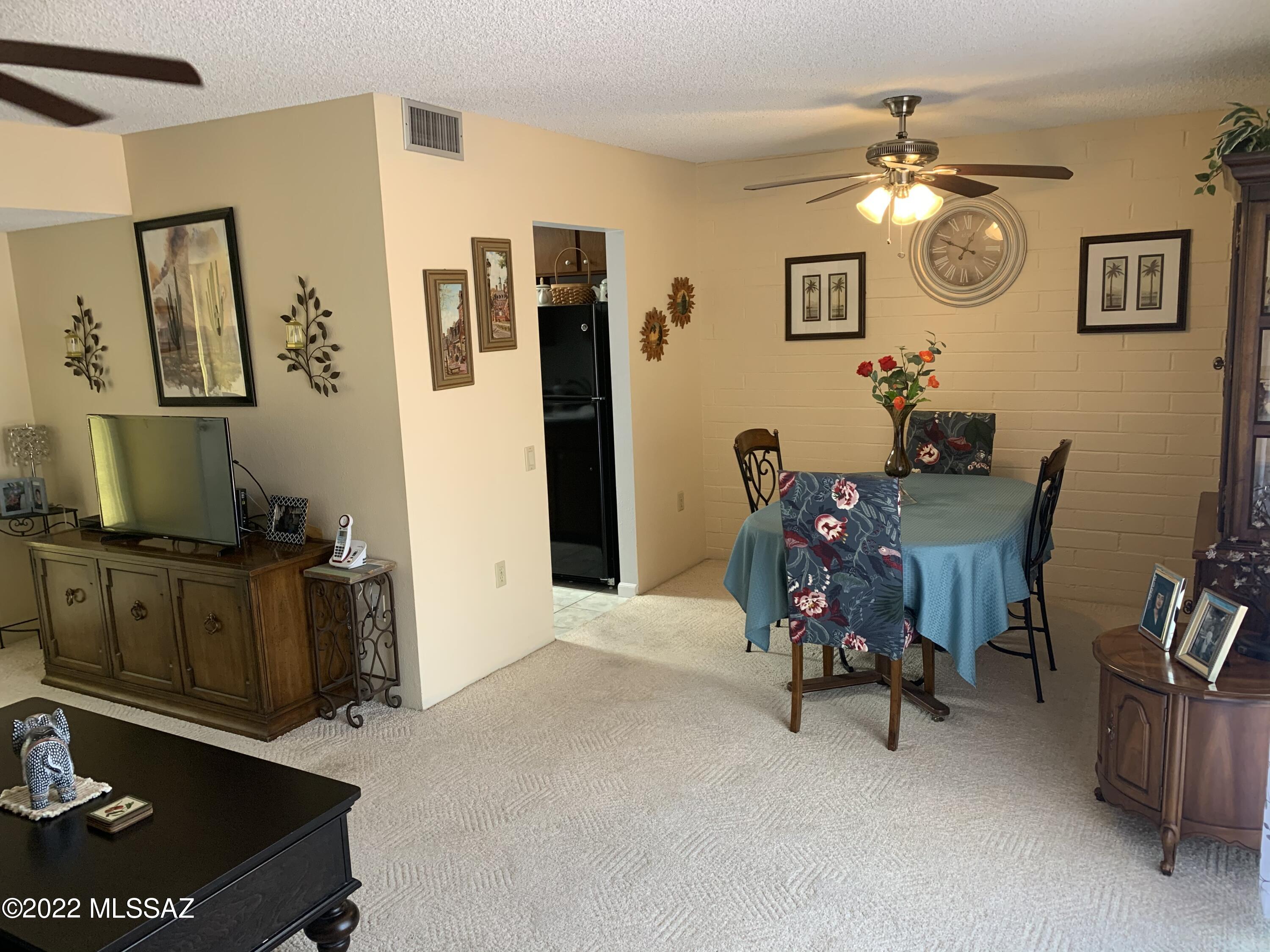 Green Valley Desert Meadows Townhouses (82-197) - Residential