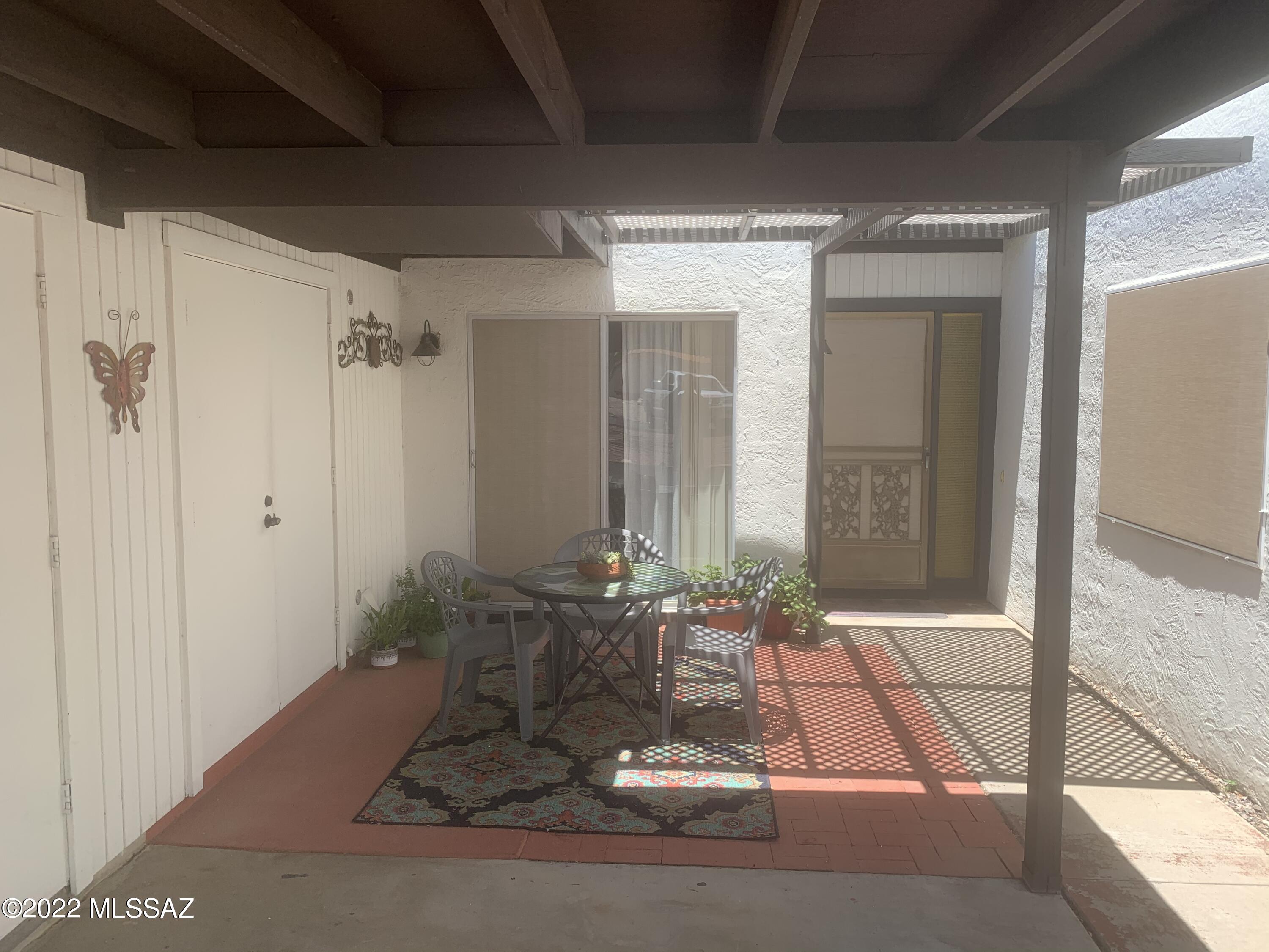 Green Valley Desert Meadows Townhouses (82-197) - Residential
