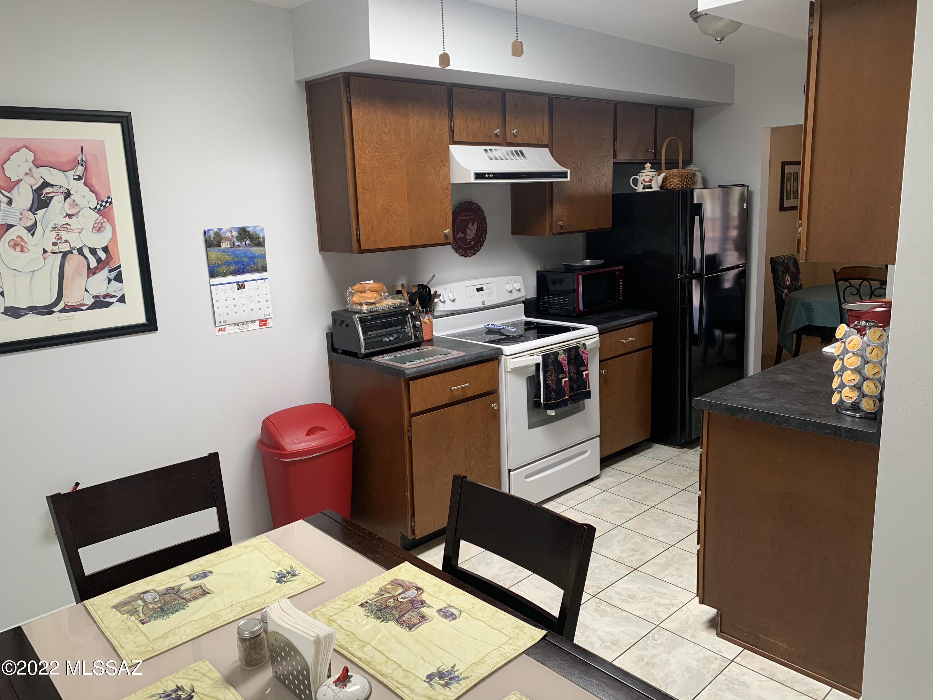 Green Valley Desert Meadows Townhouses (82-197) - Residential