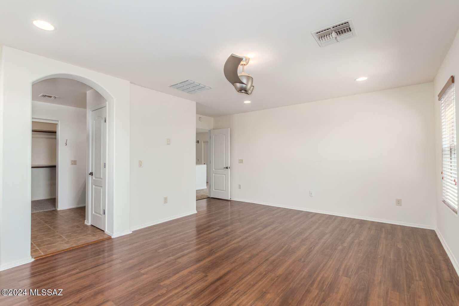 Empire Heights (1-241) - Residential