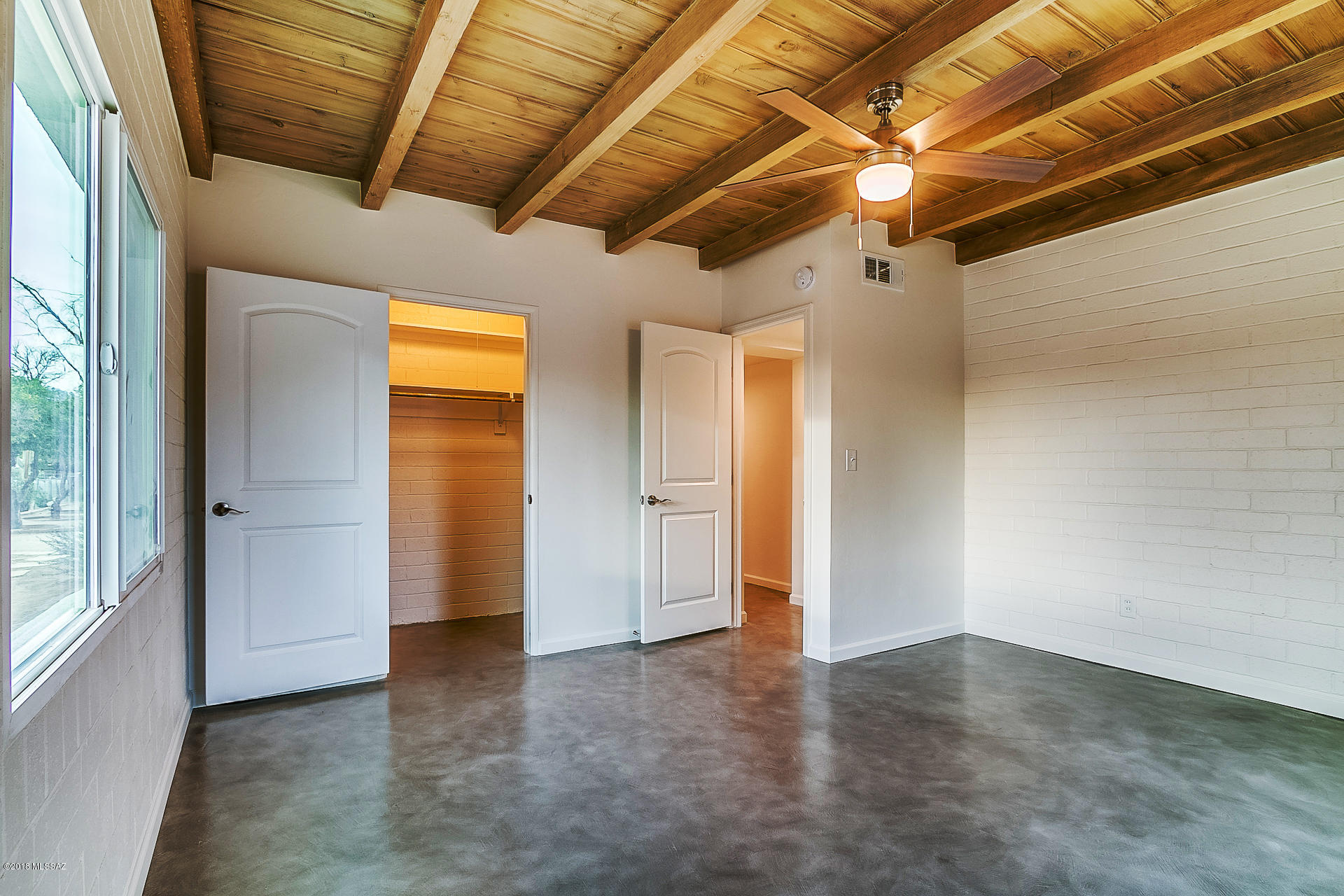 Mountain View Acre Farms - Residential