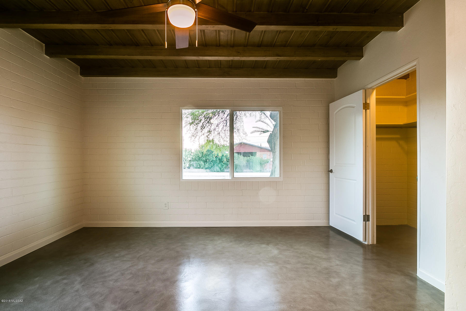 Mountain View Acre Farms - Residential