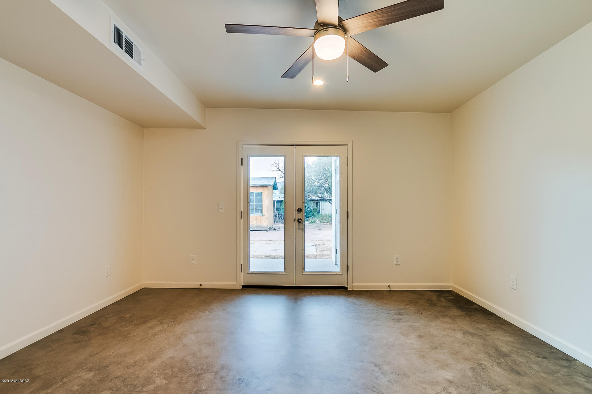 Mountain View Acre Farms - Residential