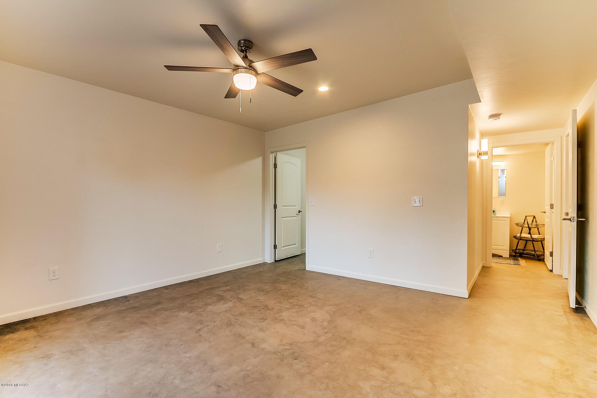 Mountain View Acre Farms - Residential