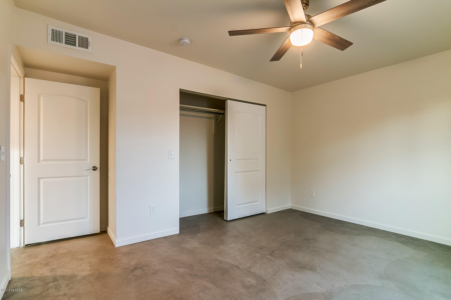 Mountain View Acre Farms - Residential