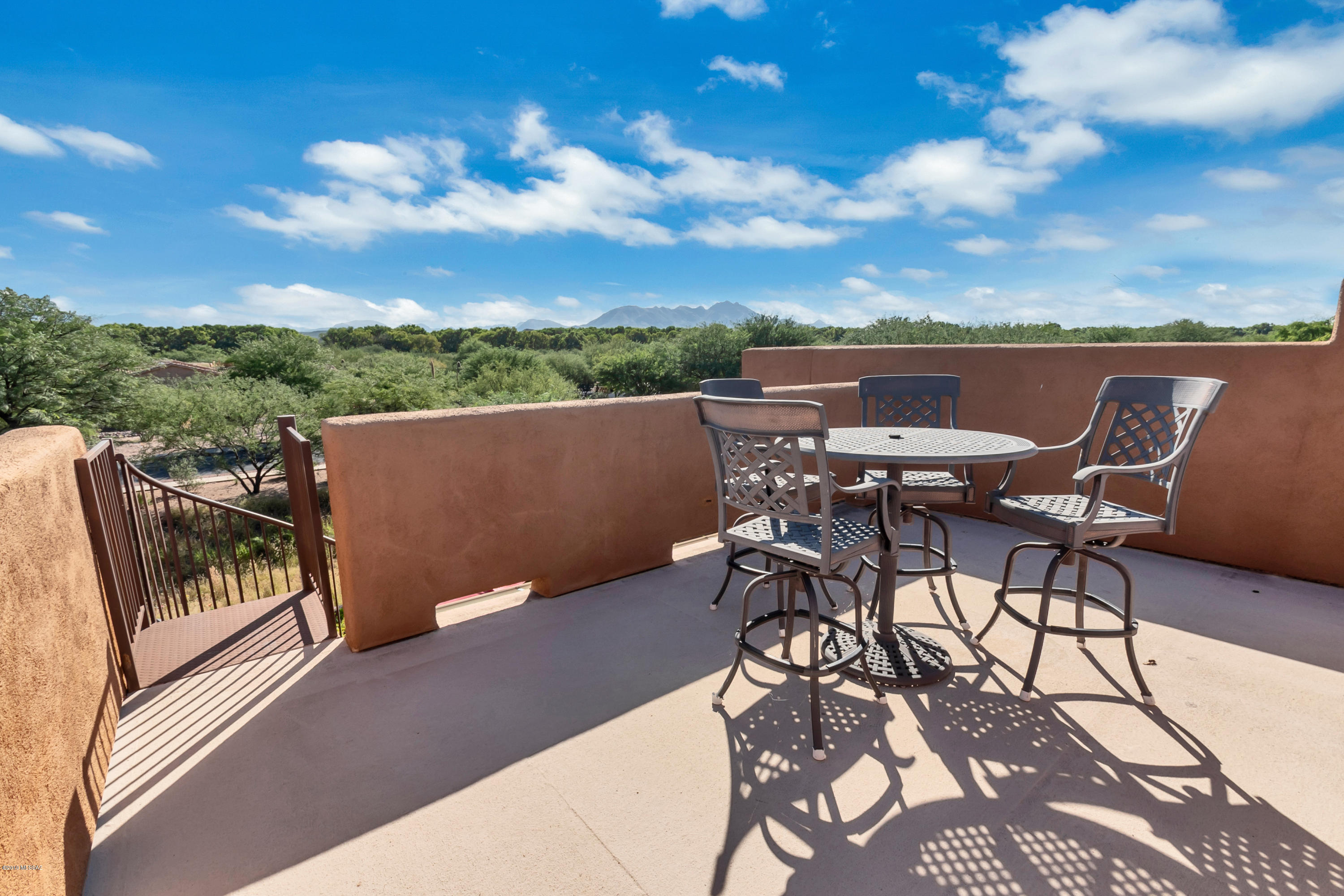 Barrio Sentinel Hill - Residential