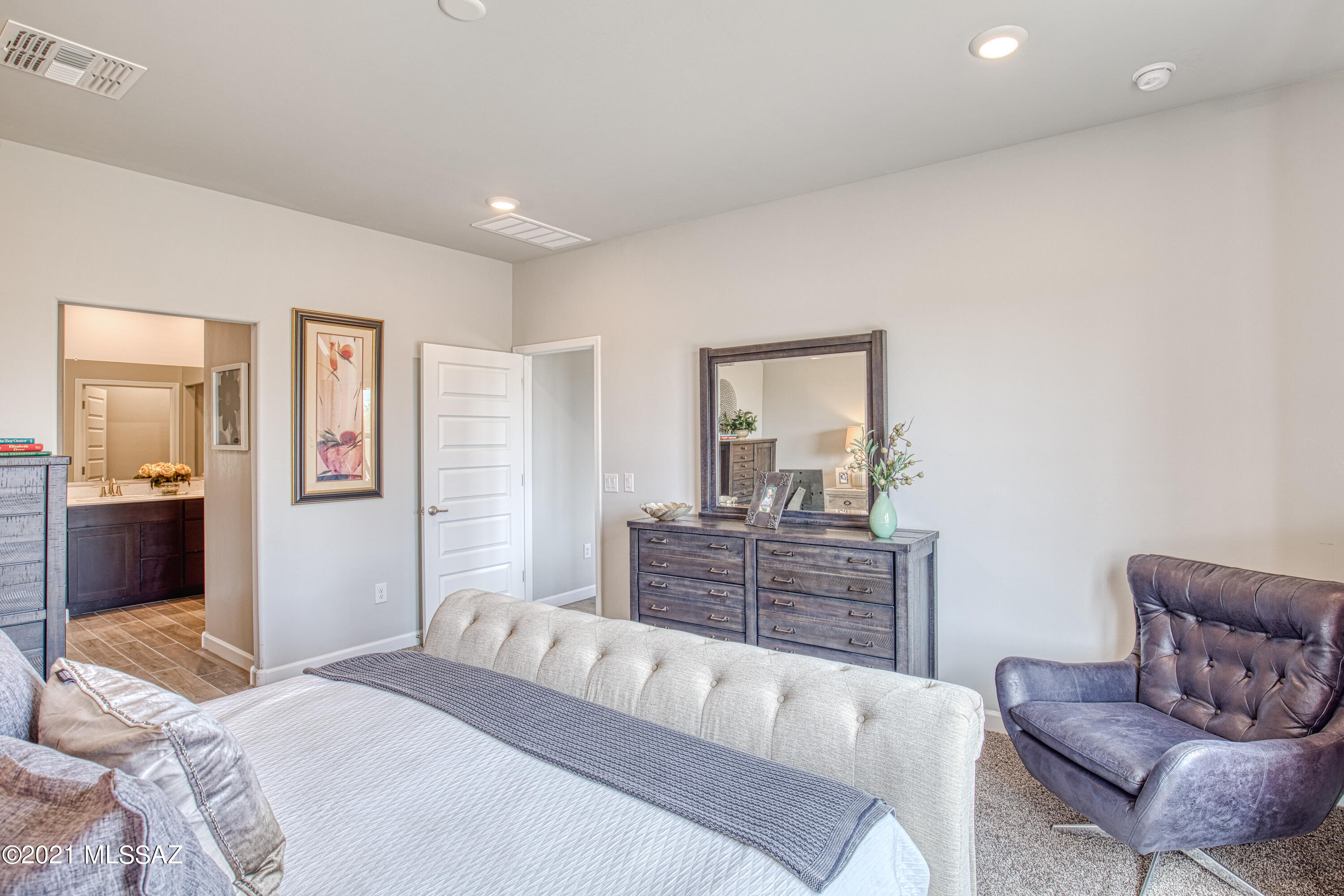 The Village at Barnett - Residential