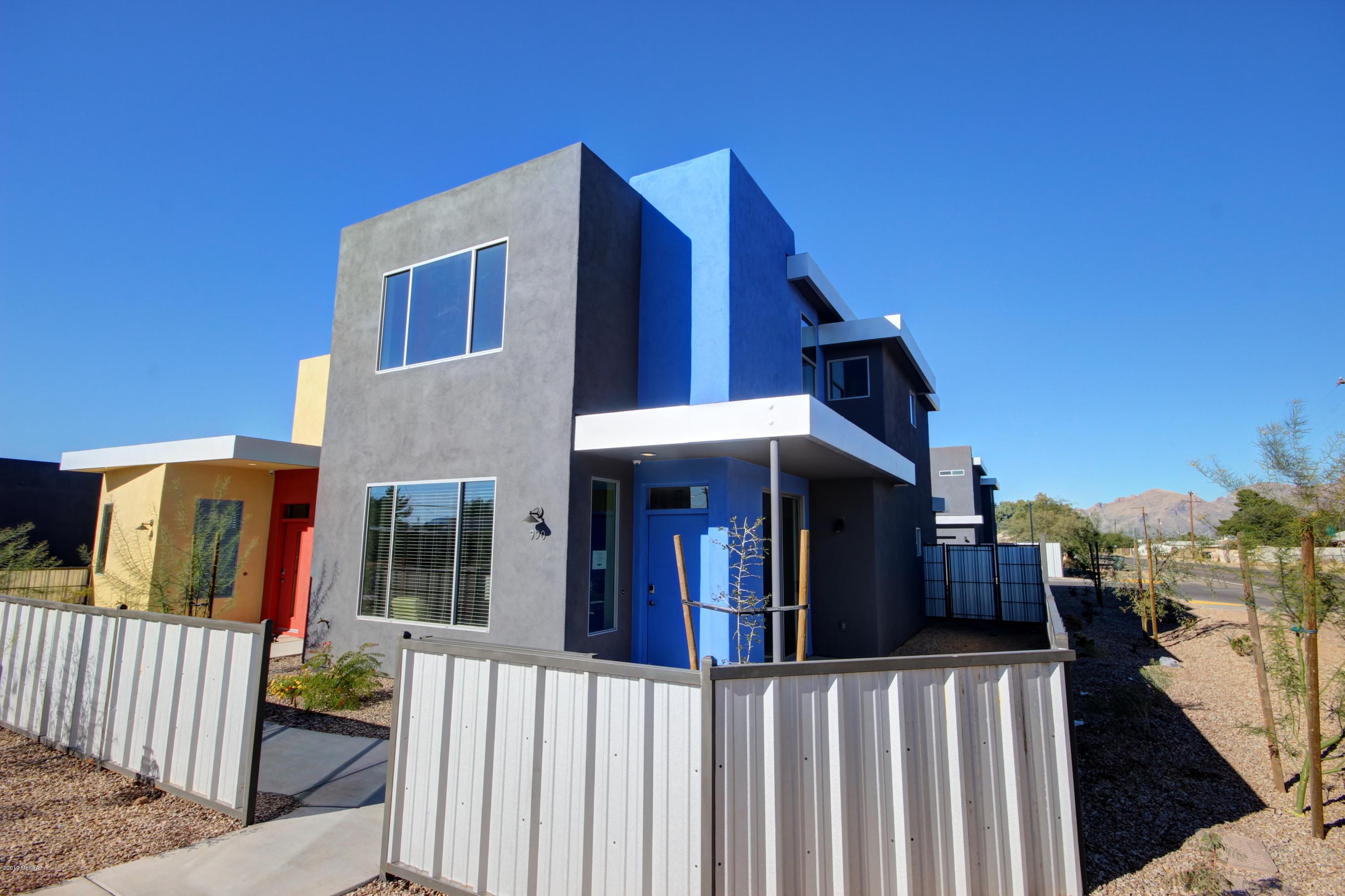 Camino Modern SQ20180120608 - Residential