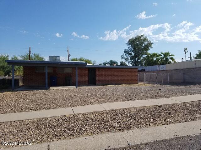 If you are looking for some elbow room this is a must see. This 4 bedroom. 2 bath home includes a fireplace, carport, fenced yard, and it is set-back from the street which maximizes the quietness from any street noise. You will love the all tile flooring in the main living areas for easy clean up. The burnt adobe brick adds character to the home and helps keep your utility bills low, don't miss out on this home. Washer/dryer hook-ups. Refrigerator not included. Don't miss out!
*Steve Schultz, a licensed real estate broker in the state of Arizona, is a trustee for the property. This home will be available for occupancy on March 23, 2022 for a 1 year lease. The rental rate is $1,595 per month and the security deposit is $1,695. If pets are allowed and approved, there is a $25.00 monthly pet fee per pet, plus a $150 non-refundable pet fee, per pet. Pets are subject to owner approval. 2 pets ok


Our residents are automatically enrolled in our Resident Benefits Package. The cost of this program is $29 per month. For more information regarding this program, please go to www.bluefoxproperties.com to the For Residents tab on the banner and click on the Resident Benefits Package on the drop-down menu.

Every adult age 18 and over must complete an application. The application fee is $55 per adult. The application process includes credit, criminal, previous rental history, employment and income verification.

Our minimum rental requirements include the following:
1.The applicants' household verifiable gross monthly income must be 3 times the rental rate. If you are concerned about insufficient income, you may be able to address this concern by adding a cosigner or offering additional security deposit. Contact us for details.
2.All our homes are offered as non-smoking. No smoking is allowed on the premises, inside or outside the home.
3.Reasonable credit. If you are concerned about challenged credit, you may be able to address this concern by adding a cosigner or offering additional security deposit. Contact us for details.
4.We do not accept Section 8.
5.Applicant to provide proof that debts to previous landlords have been satisfied. An eviction can be grounds for denial.
6.No felonies for the past 10 years related to property damage, illegal substance manufacturing or distribution, or assault. Other criminal activity may be grounds for denial.
7.All pets are subject to approval.
8.No bankruptcies that have not already been discharged.
9. All current or pending collection accounts owed to any utility companies must be paid in full, with no exception and must provide a receipt from the collection agency or utility company stating the collection fee has been paid or settled.
10. You must fill out an application on www.bluefoxproperties.com. Applications submitted through any other site will not be accepted and Blue Fox will not be responsible for any refunds.

Blue Fox Properties is an Equal Opportunity Housing provider. We are also licensed REALTORS.

Leasing Contact
Leasing
Blue Fox Properties, LLC
Tel: 520-780-7888




Blue Fox Properties is an Equal Opportunity Housing provider. We are also licensed REALTORS®.