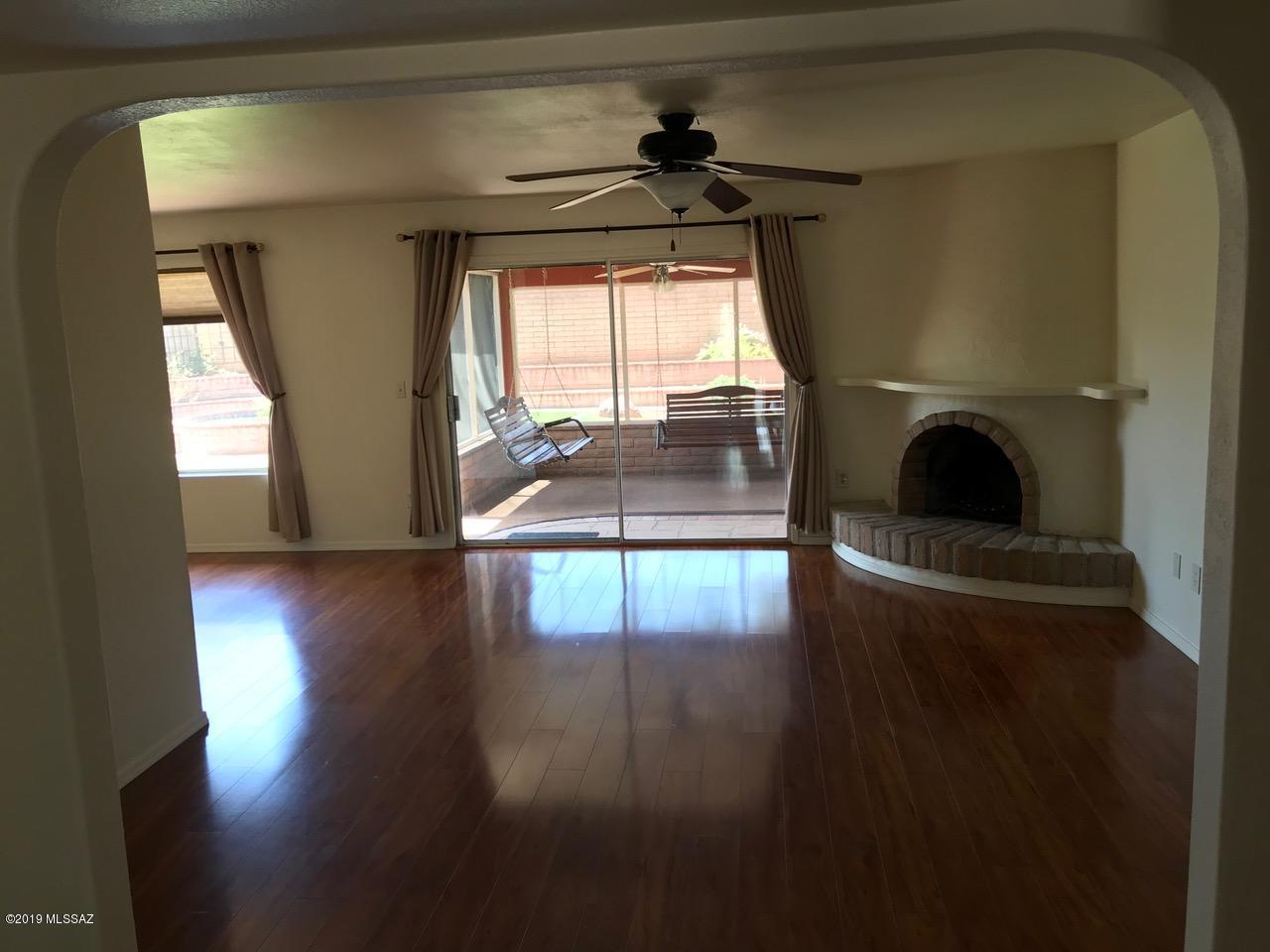 Sutton Place (1-120) - Residential