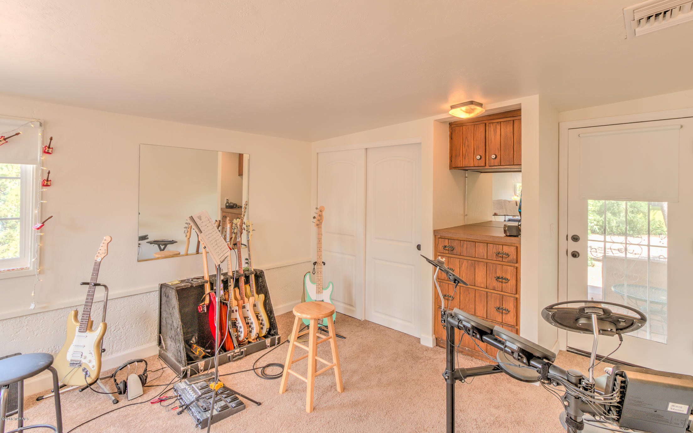Unsubdivided - Residential