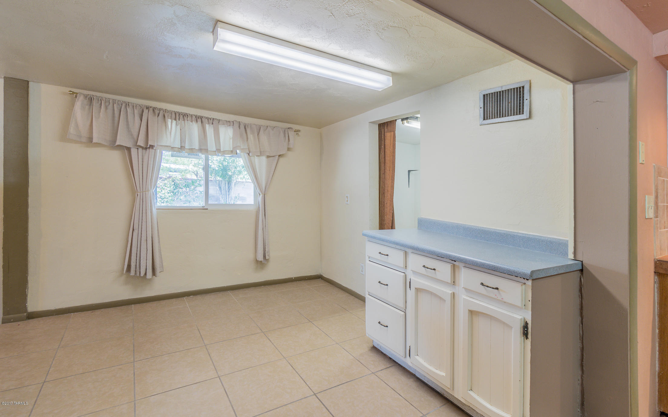 Miramonte Terr - Residential