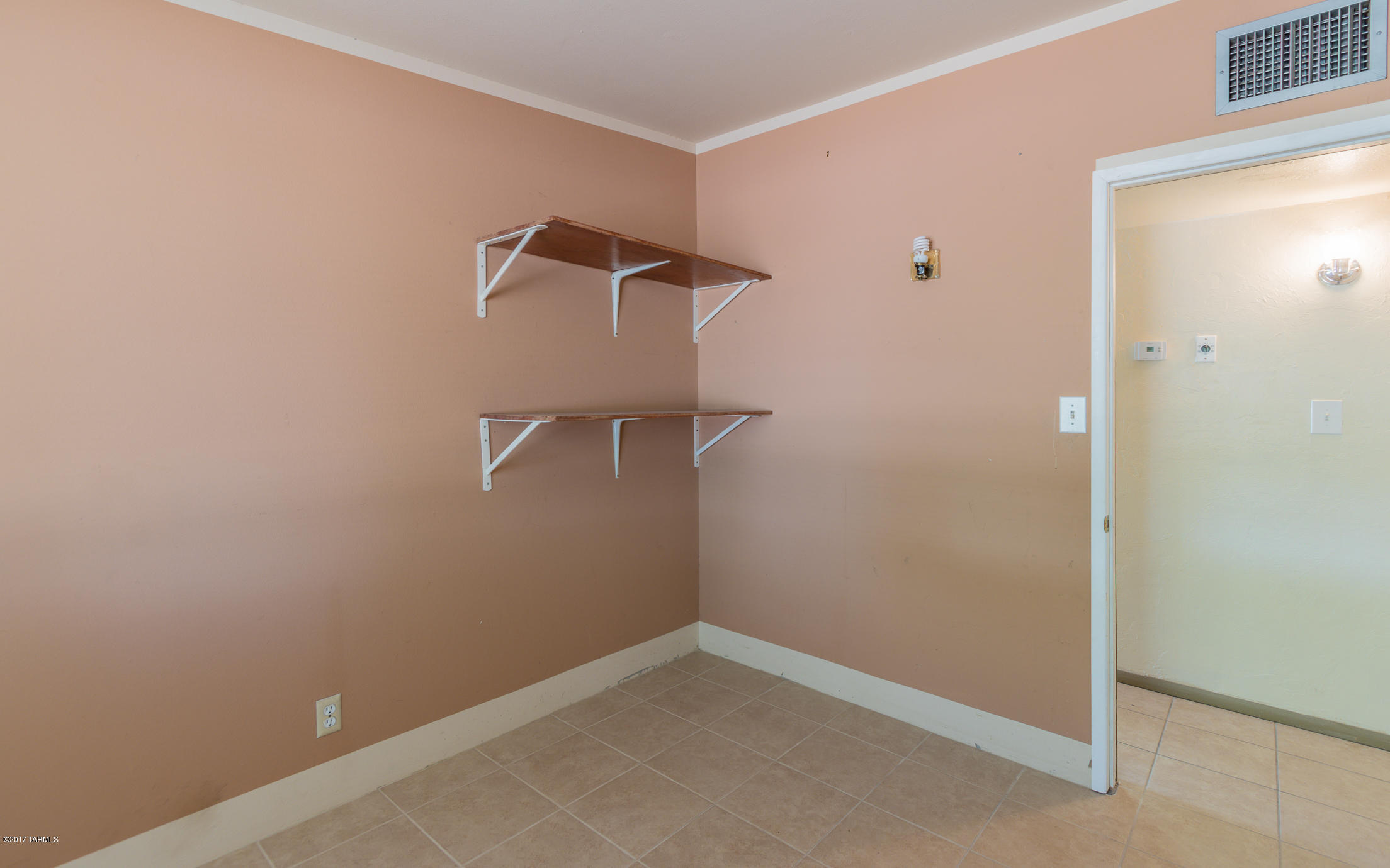 Miramonte Terr - Residential