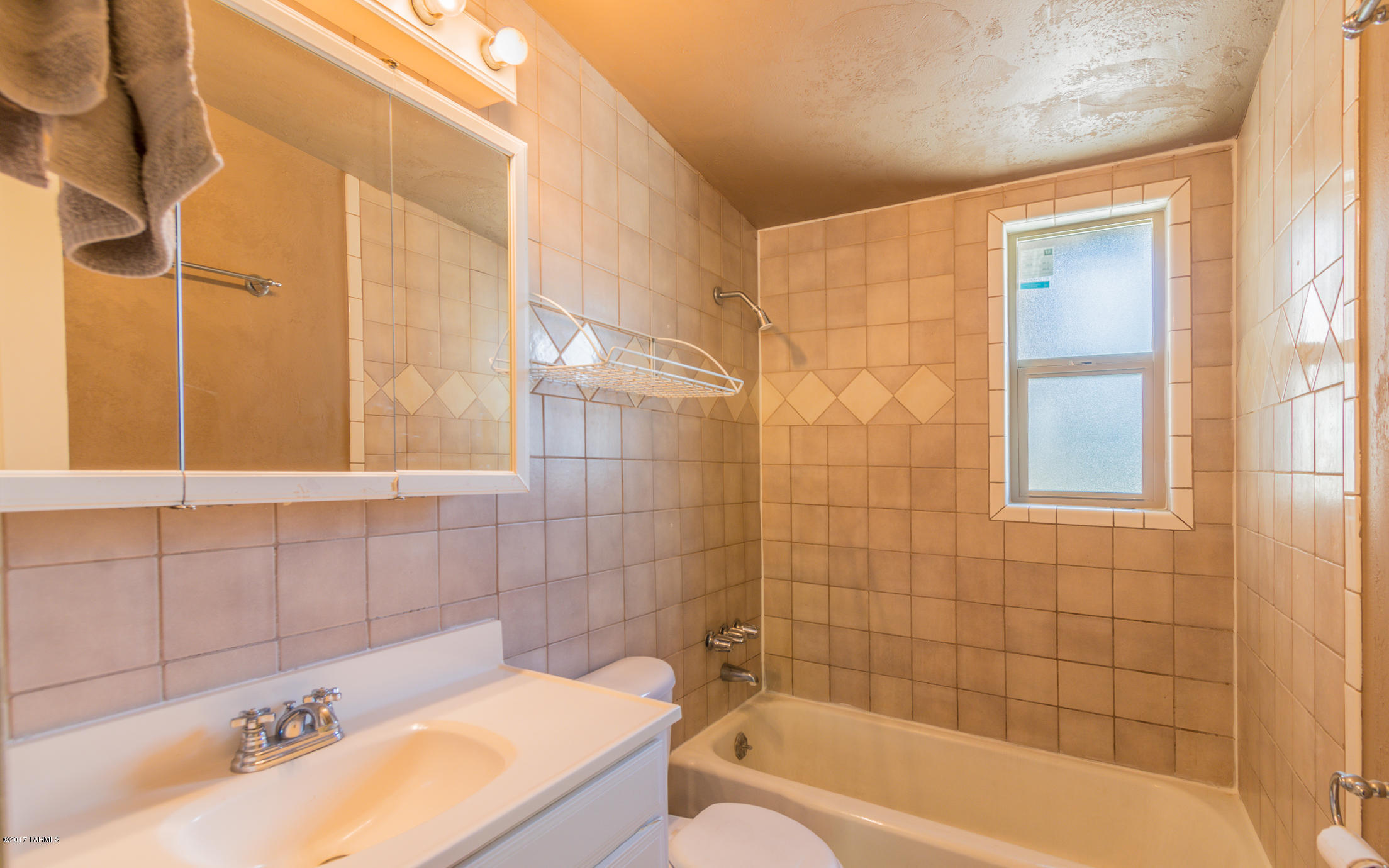Miramonte Terr - Residential
