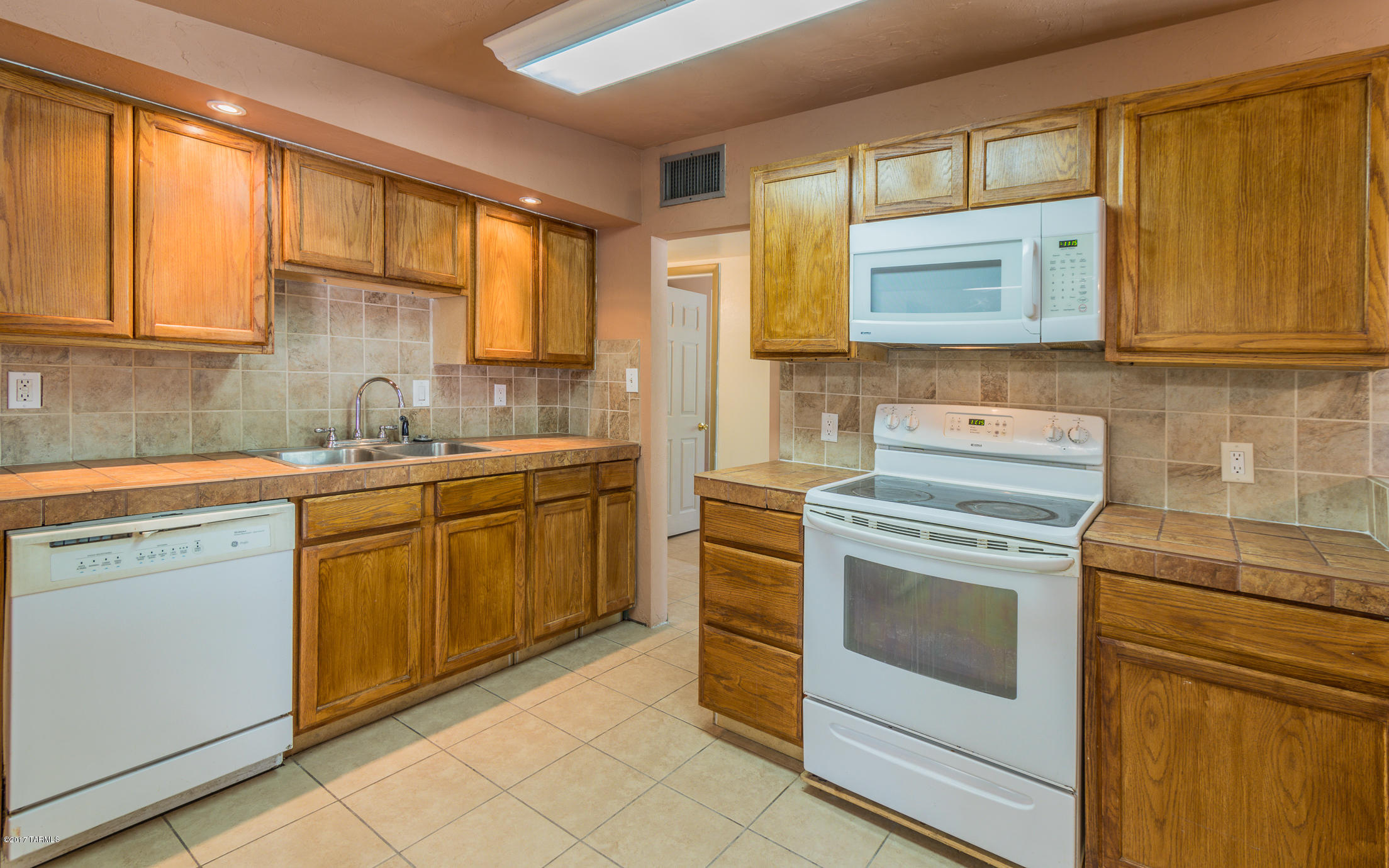 Miramonte Terr - Residential